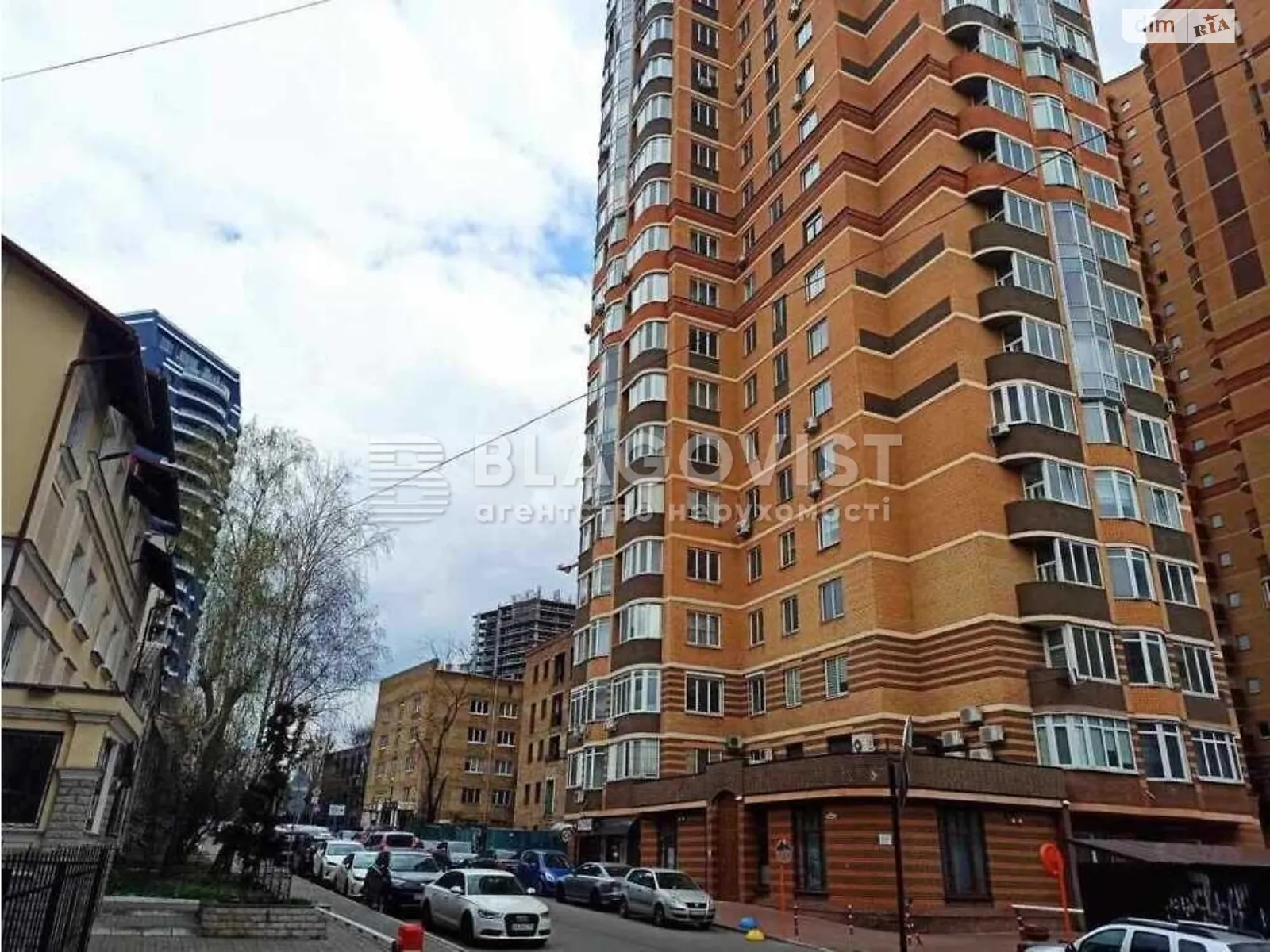Продается 3-комнатная квартира 133.5 кв. м в Киеве, цена: 193500 $