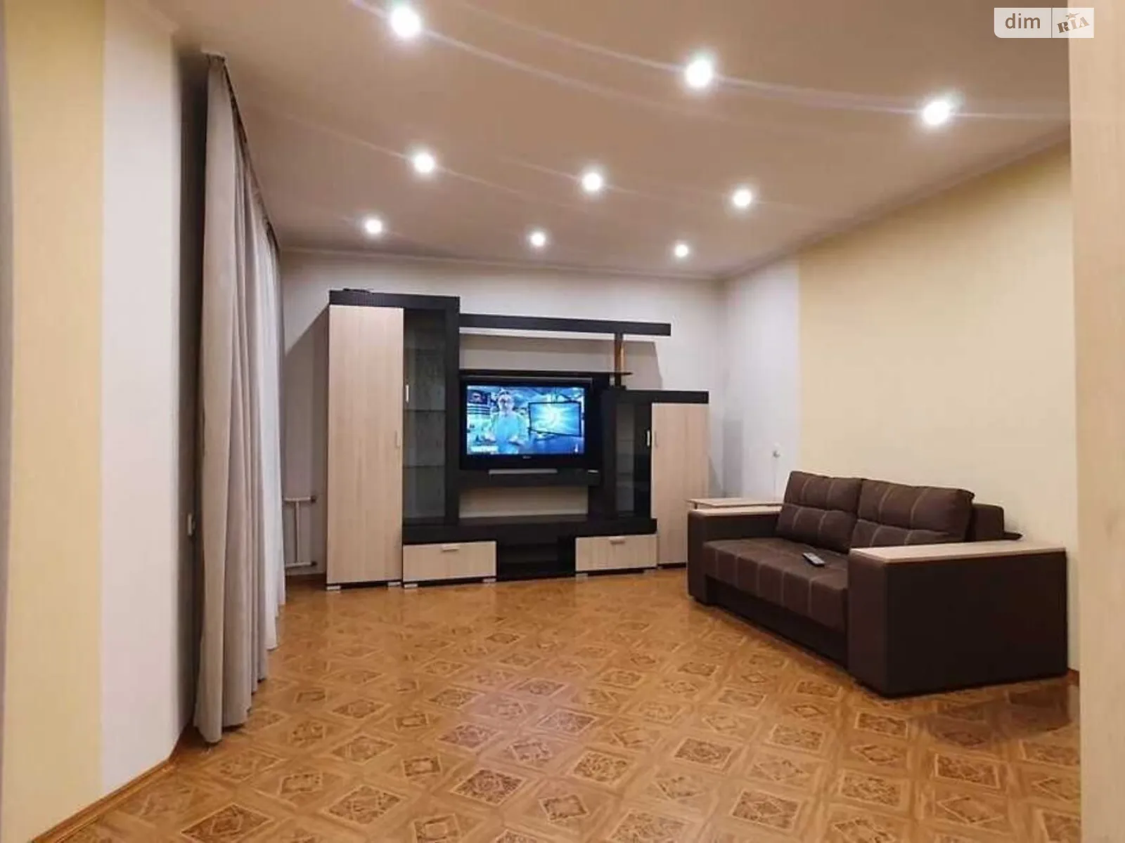 Сдается в аренду 2-комнатная квартира 56 кв. м в Харькове, цена: 10000 грн