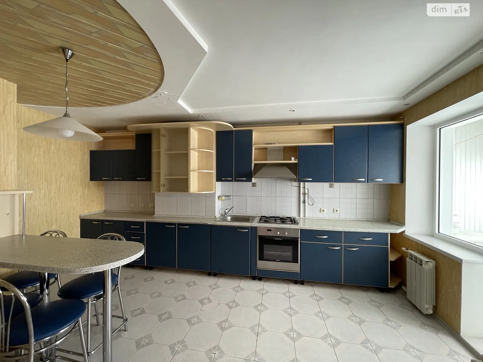 Сдается в аренду 3-комнатная квартира 107 кв. м в Одессе, цена: 8000 грн
