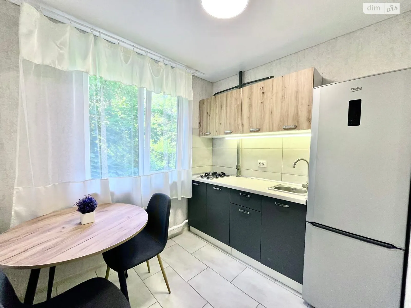 Продается 2-комнатная квартира 43 кв. м в Одессе, цена: 32000 $