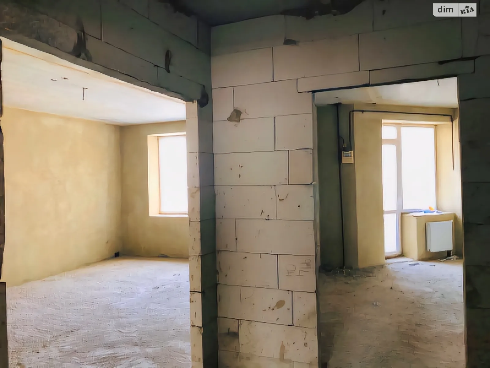 Продается 3-комнатная квартира 106.2 кв. м в Одессе, пер. Светлый - фото 1