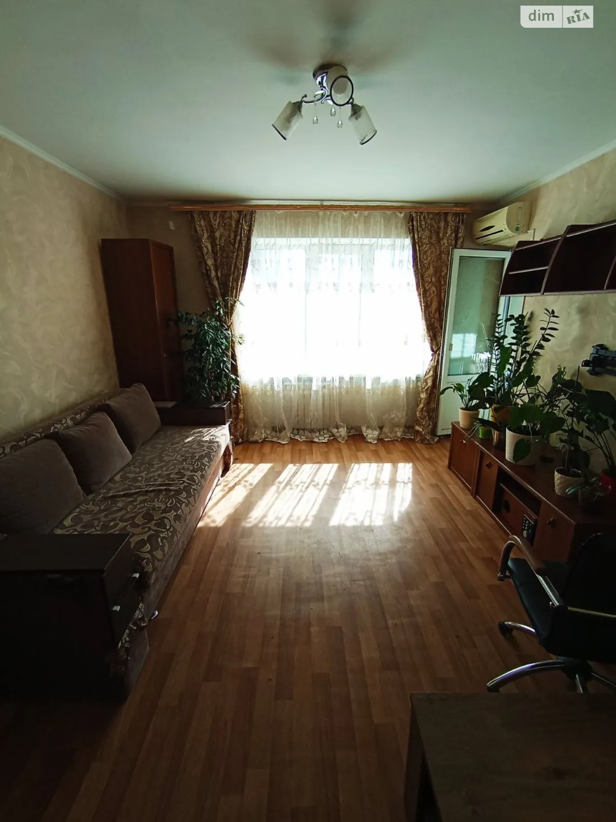 2-комнатная квартира 48 кв. м в Запорожье, ул. Краснова Николая, 4