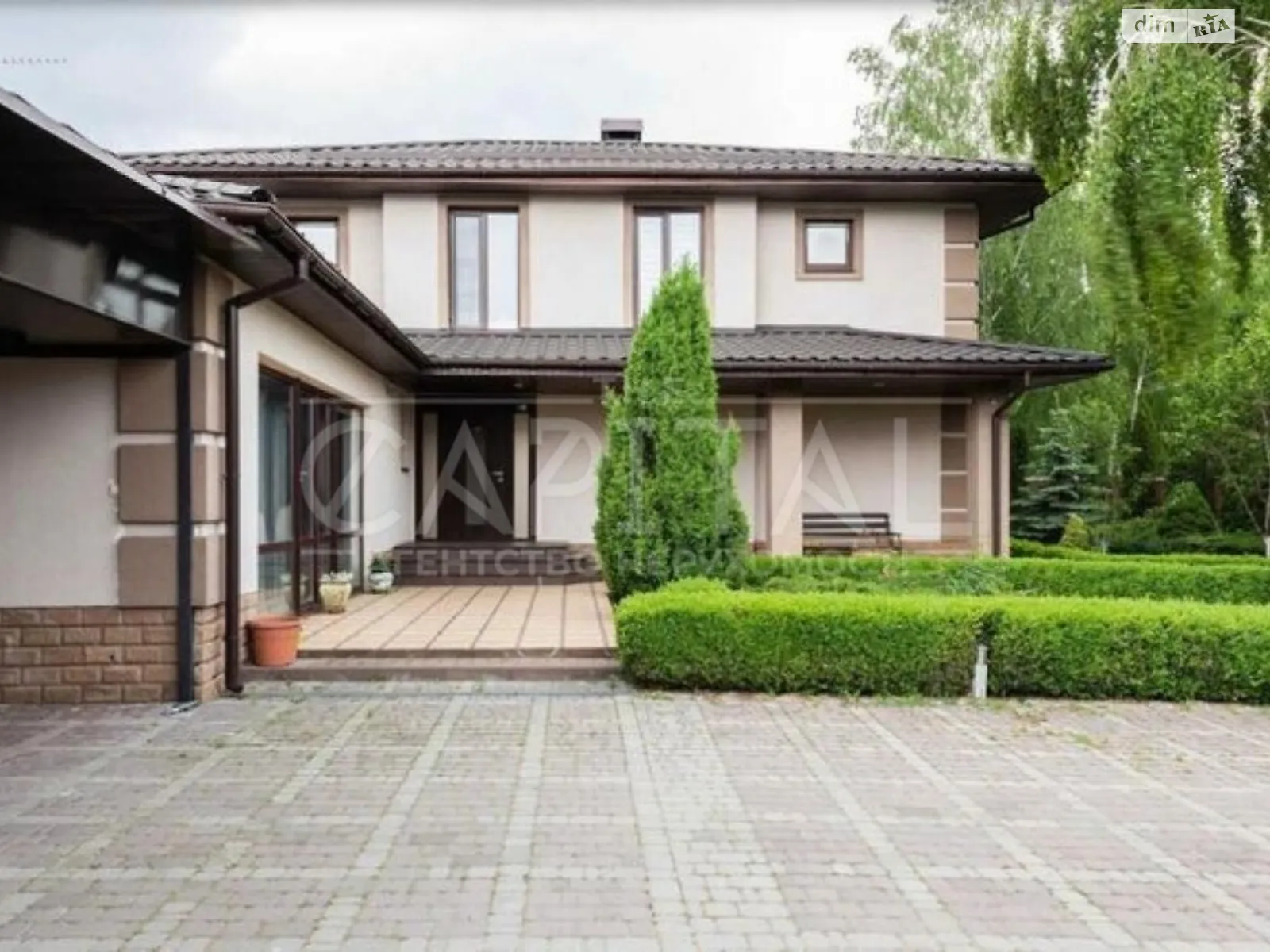 Продается дом на 2 этажа 350 кв. м с садом, цена: 349000 $