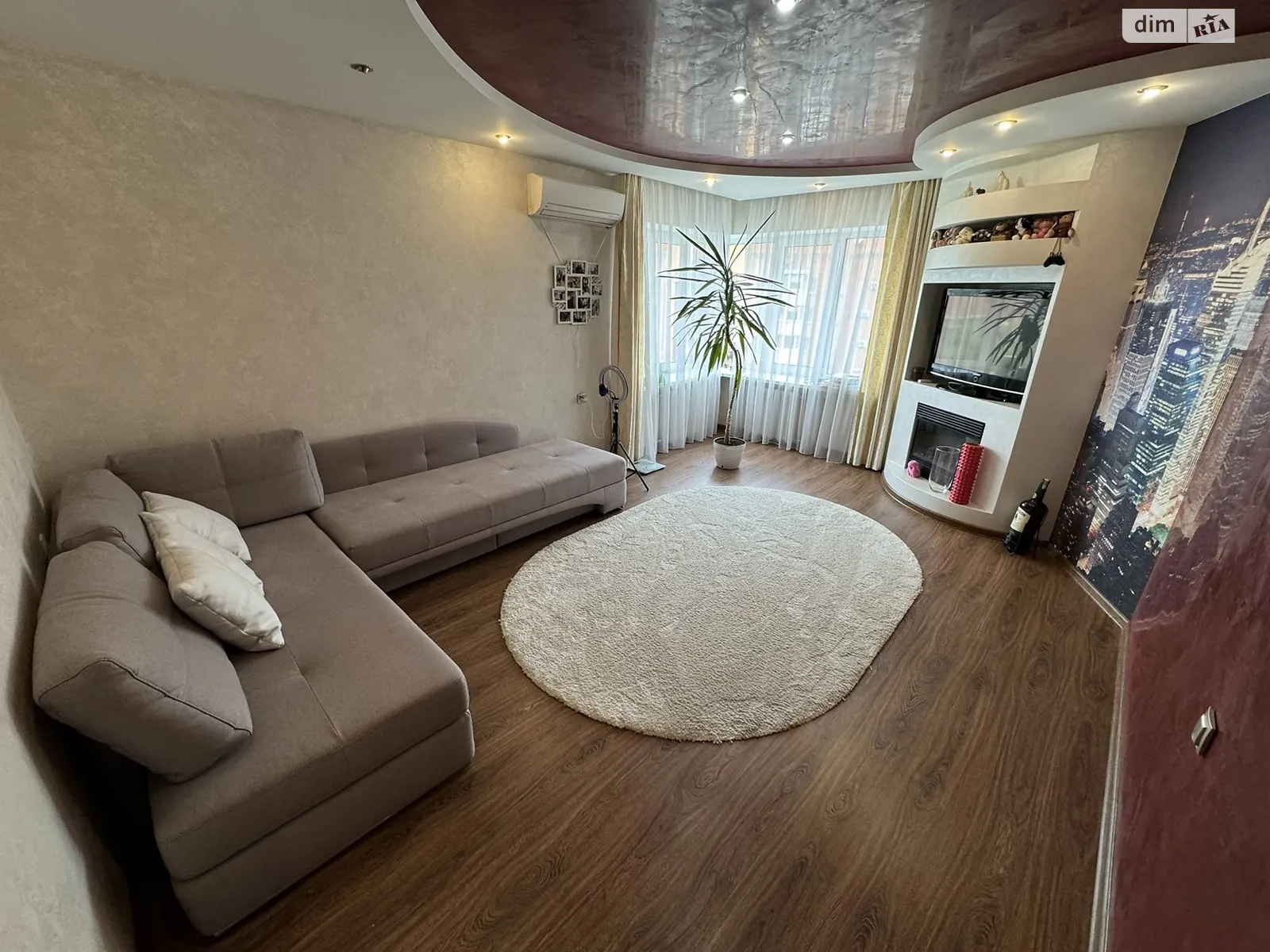 Продается 2-комнатная квартира 69 кв. м в Полтаве, цена: 95000 $