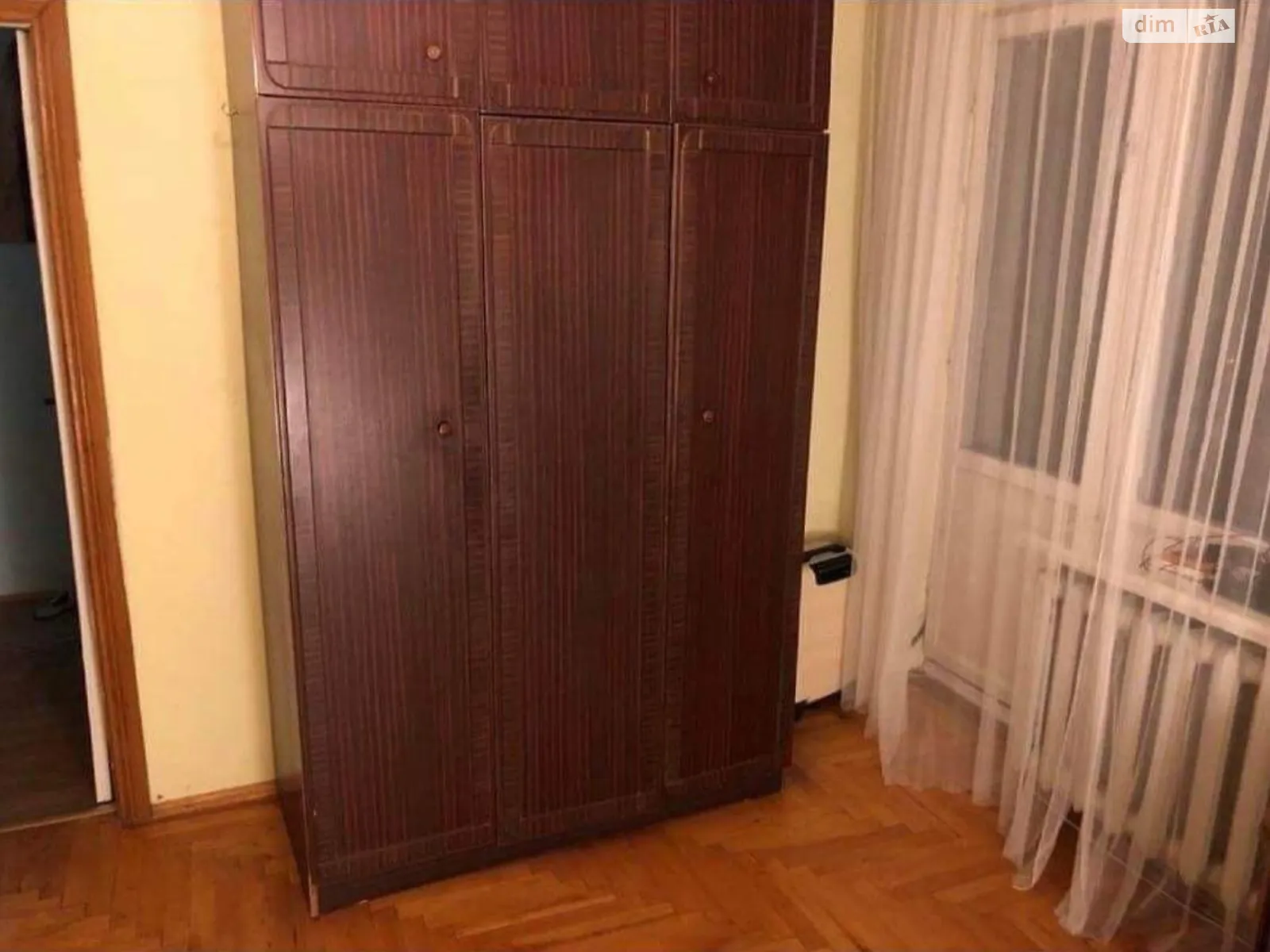 Продается 1-комнатная квартира 30 кв. м в Львове, ул. Панча Петра, 10