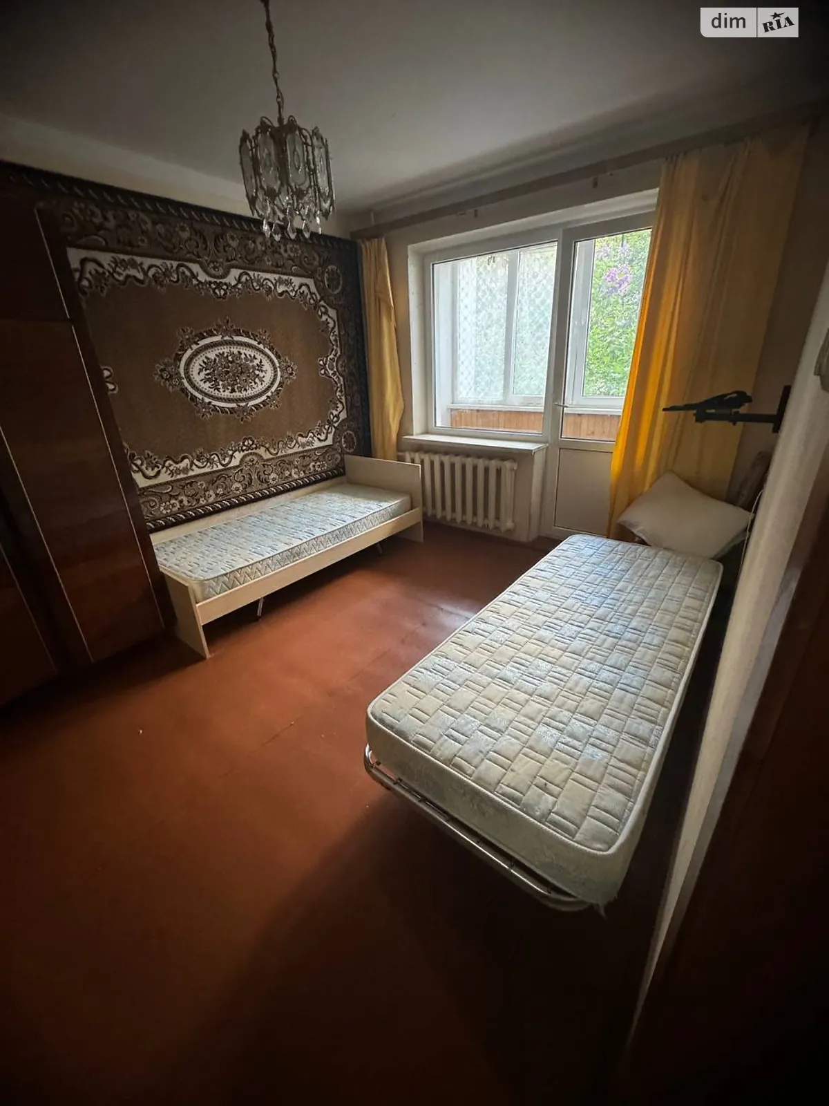 Продается 2-комнатная квартира 54.5 кв. м в Ивано-Франковске, ул. Симоненко Василия