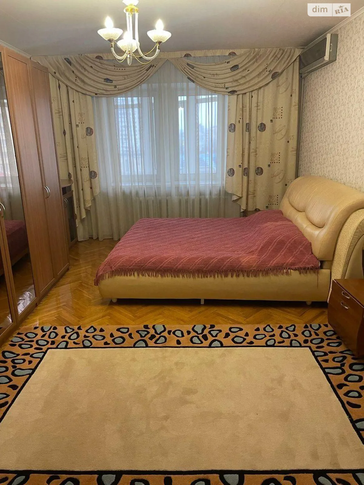 Сдается в аренду 4-комнатная квартира 170 кв. м в Киеве, просп. Владимира Ивасюка