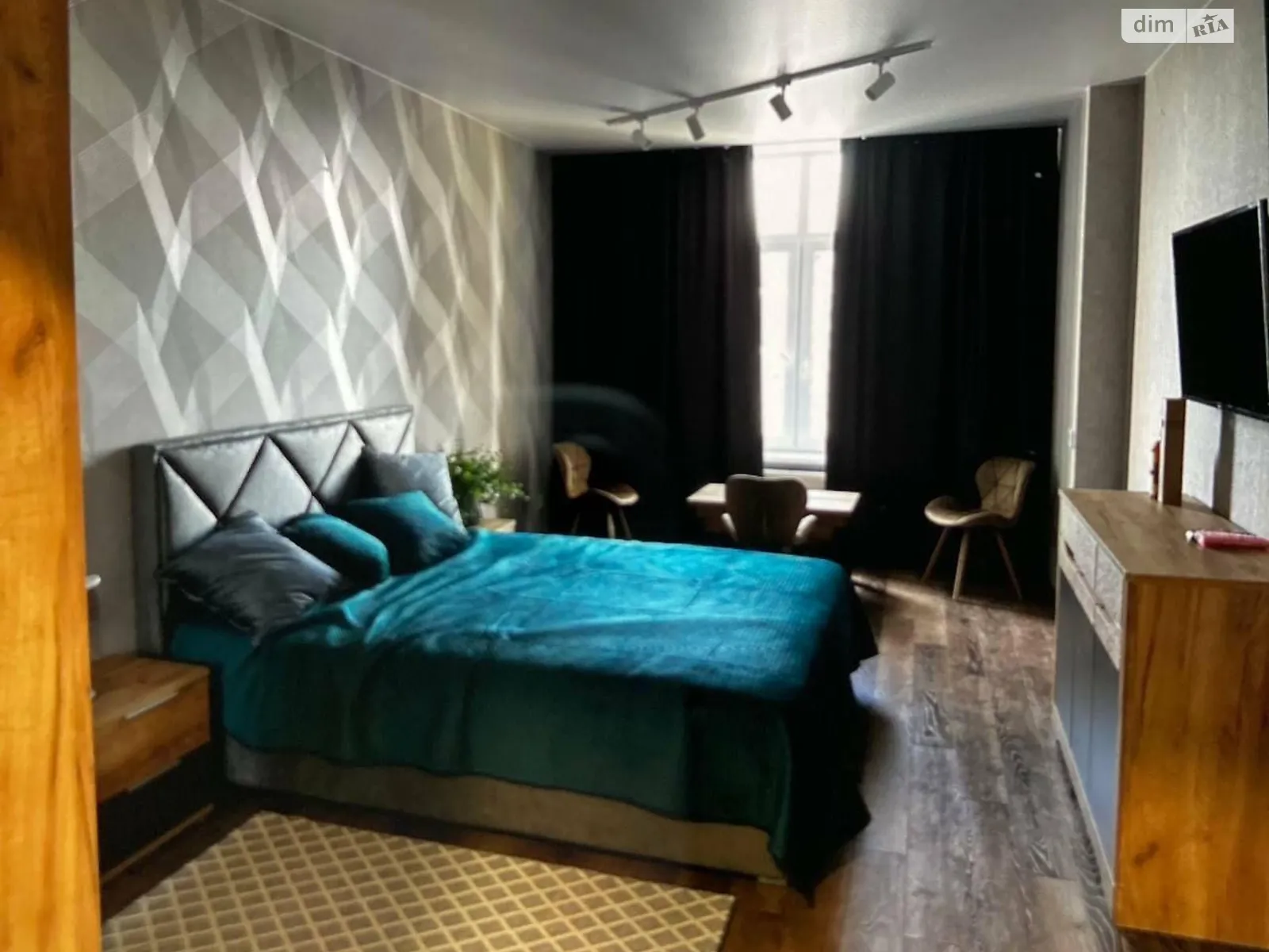 Сдается в аренду 1-комнатная квартира 56 кв. м в Киеве, цена: 20000 грн