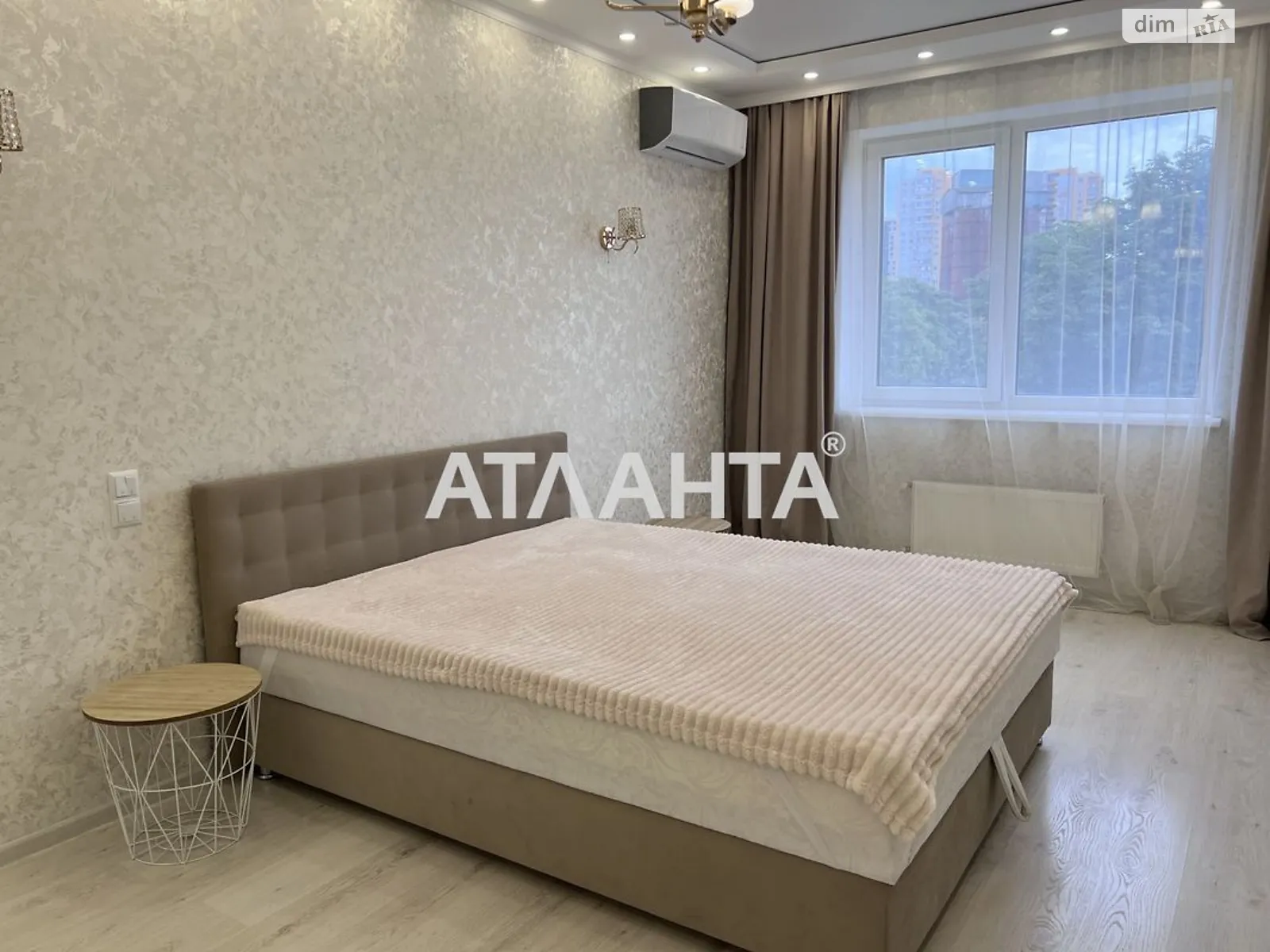 Продається 2-кімнатна квартира 54.8 кв. м у Одесі, вул. Басейна, 6А - фото 1