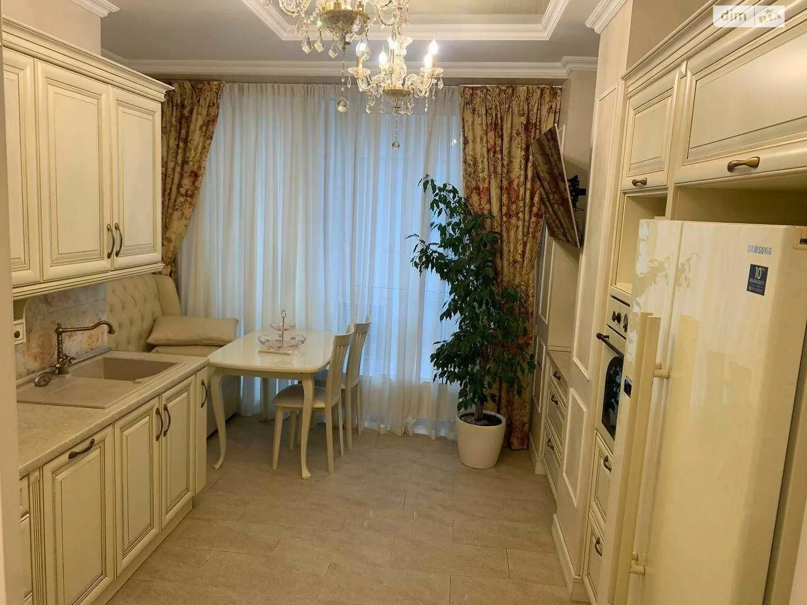 Сдается в аренду 3-комнатная квартира 100 кв. м в Днепре, цена: 35000 грн