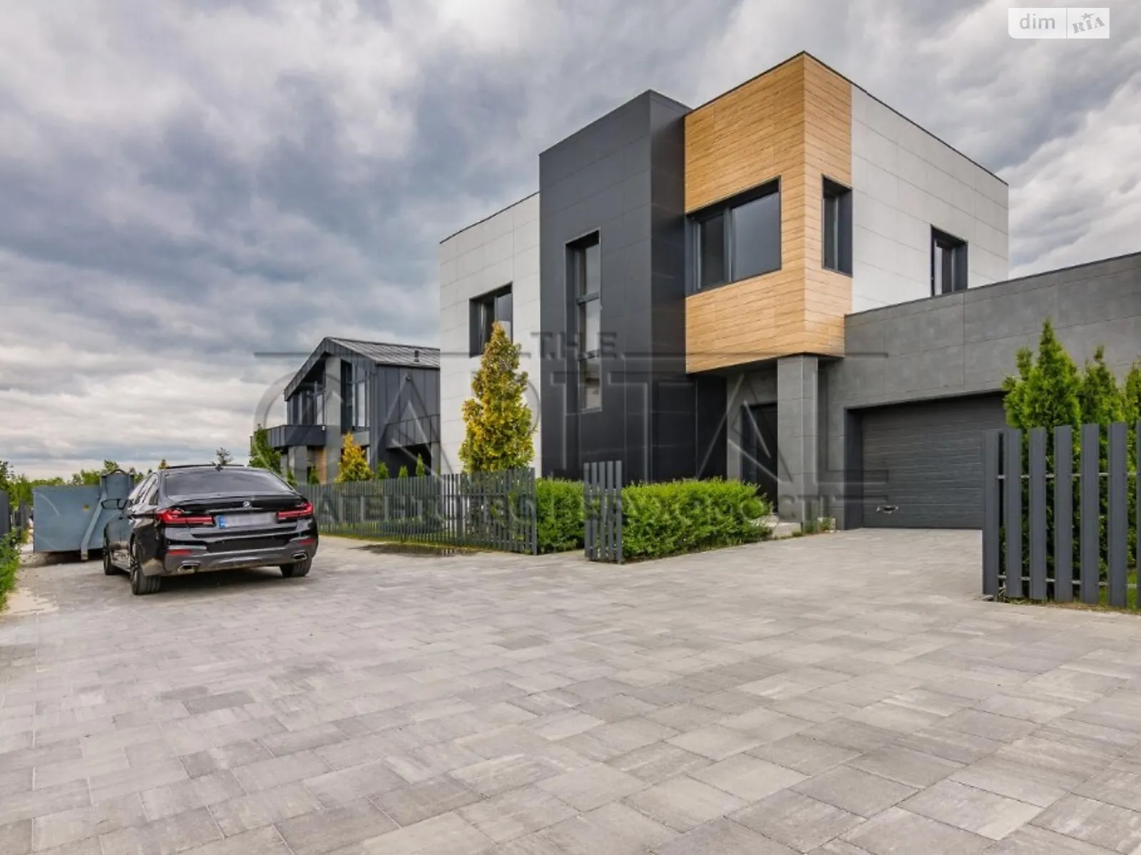 Продается дом на 2 этажа 165 кв. м с мансардой, цена: 160000 $ - фото 1