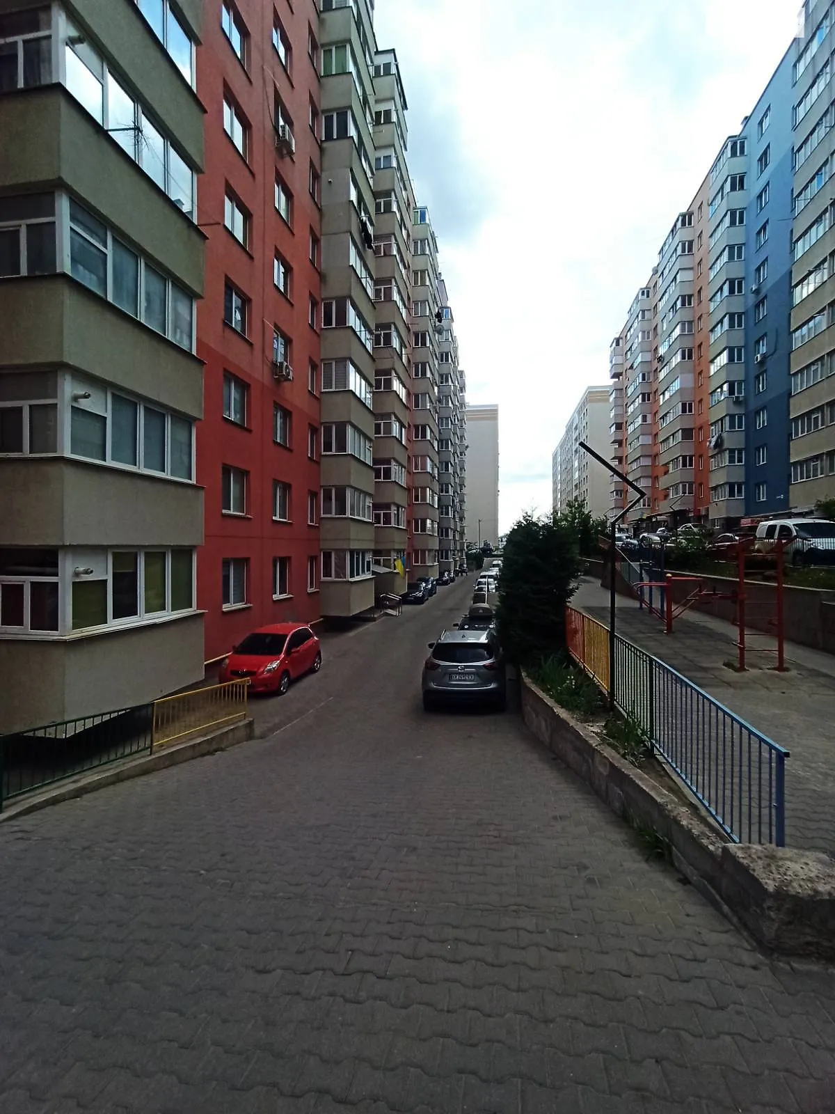 Продается 2-комнатная квартира 68 кв. м в Хмельницком, ул. Кармелюка - фото 1