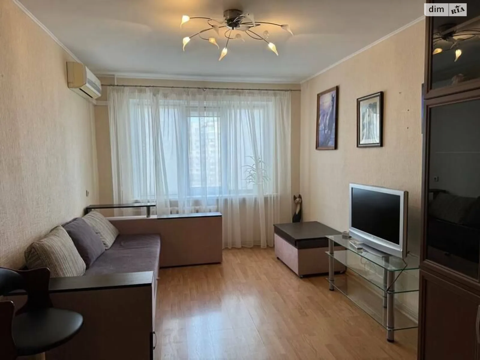 Продается 3-комнатная квартира 62 кв. м в Киеве, ул. Зои Гайдай, 3А - фото 1