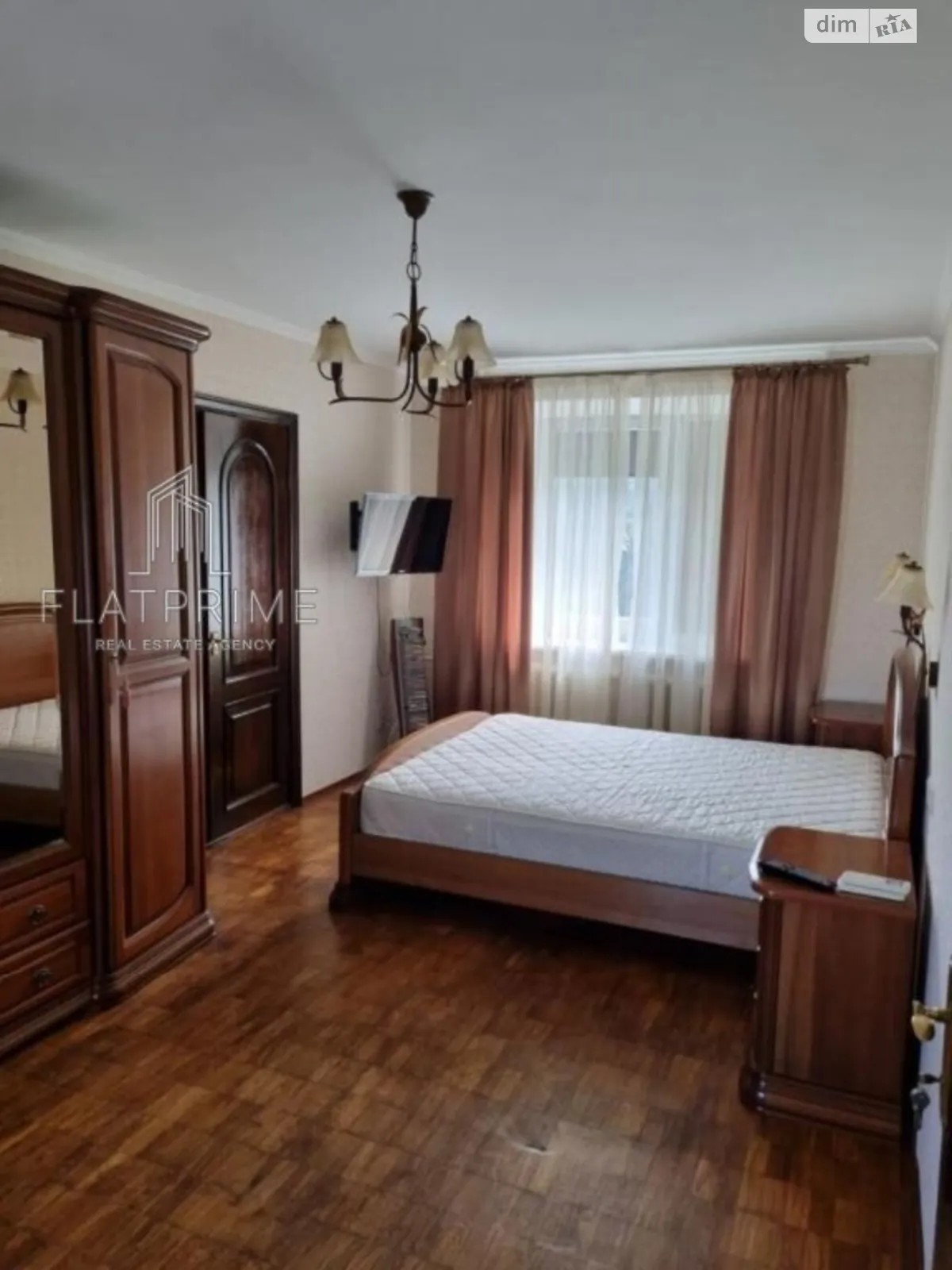 Продается 3-комнатная квартира 117 кв. м в Киеве, ул. Бориспольская, 28 - фото 1
