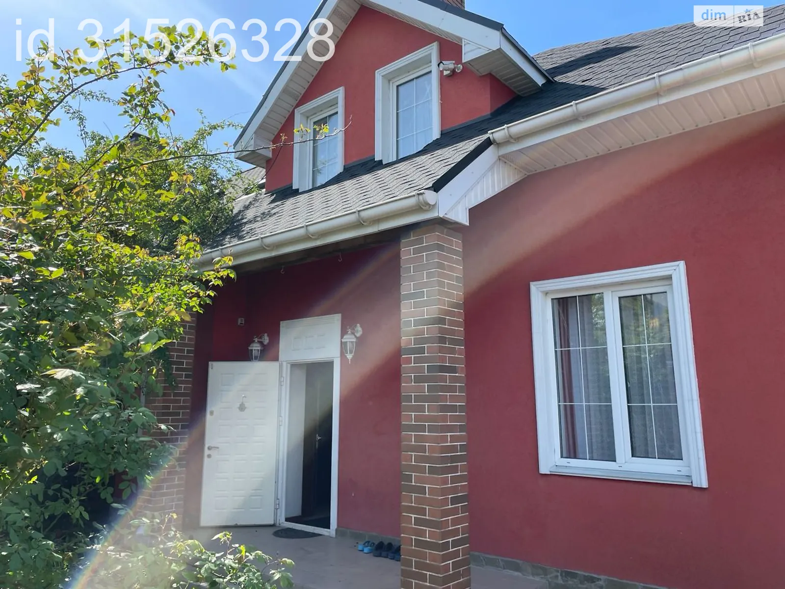 Продается дом на 2 этажа 250 кв. м с садом, цена: 180000 $ - фото 1