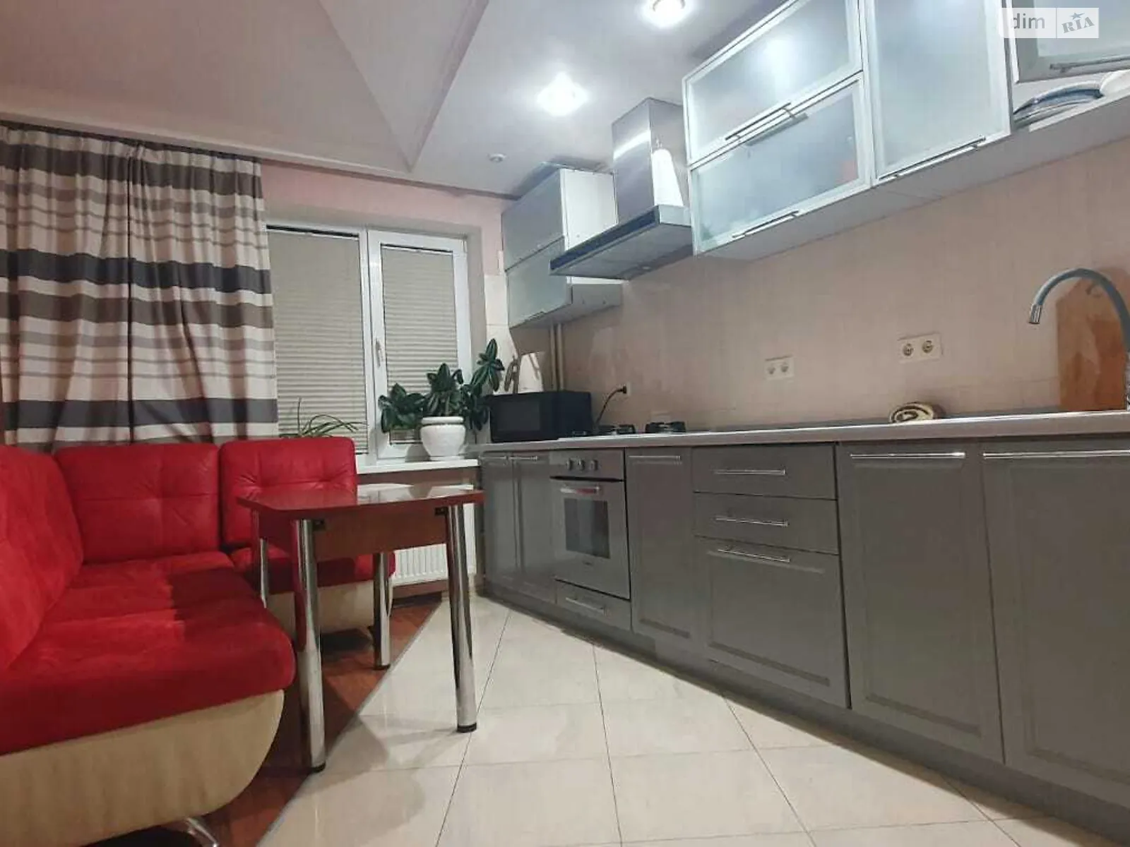 3-комнатная квартира 65 кв. м в Запорожье, цена: 40000 $