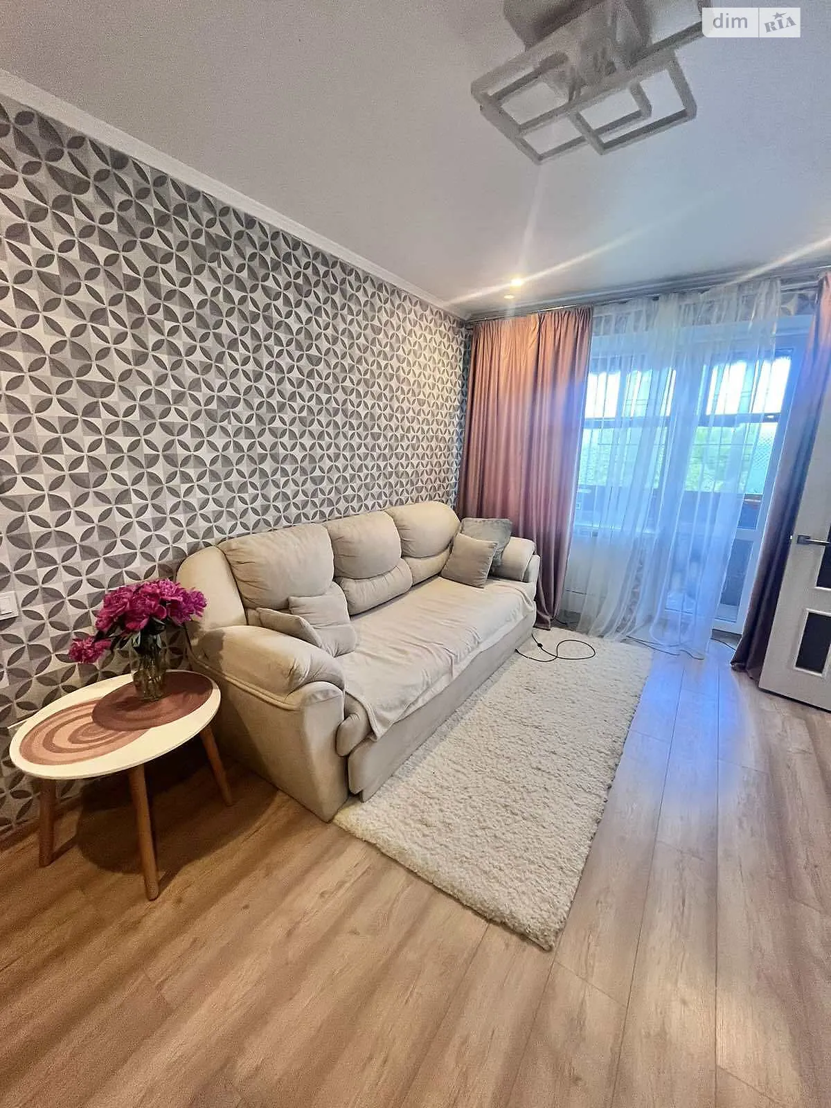 Продається 3-кімнатна квартира 44 кв. м у Кропивницькому, вул. Бєляєва