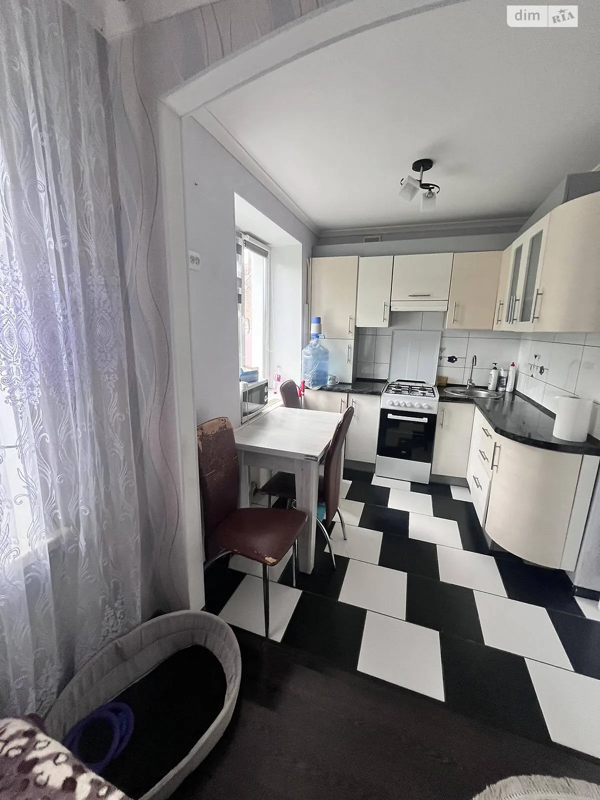Продается 3-комнатная квартира 56 кв. м в Кропивницком