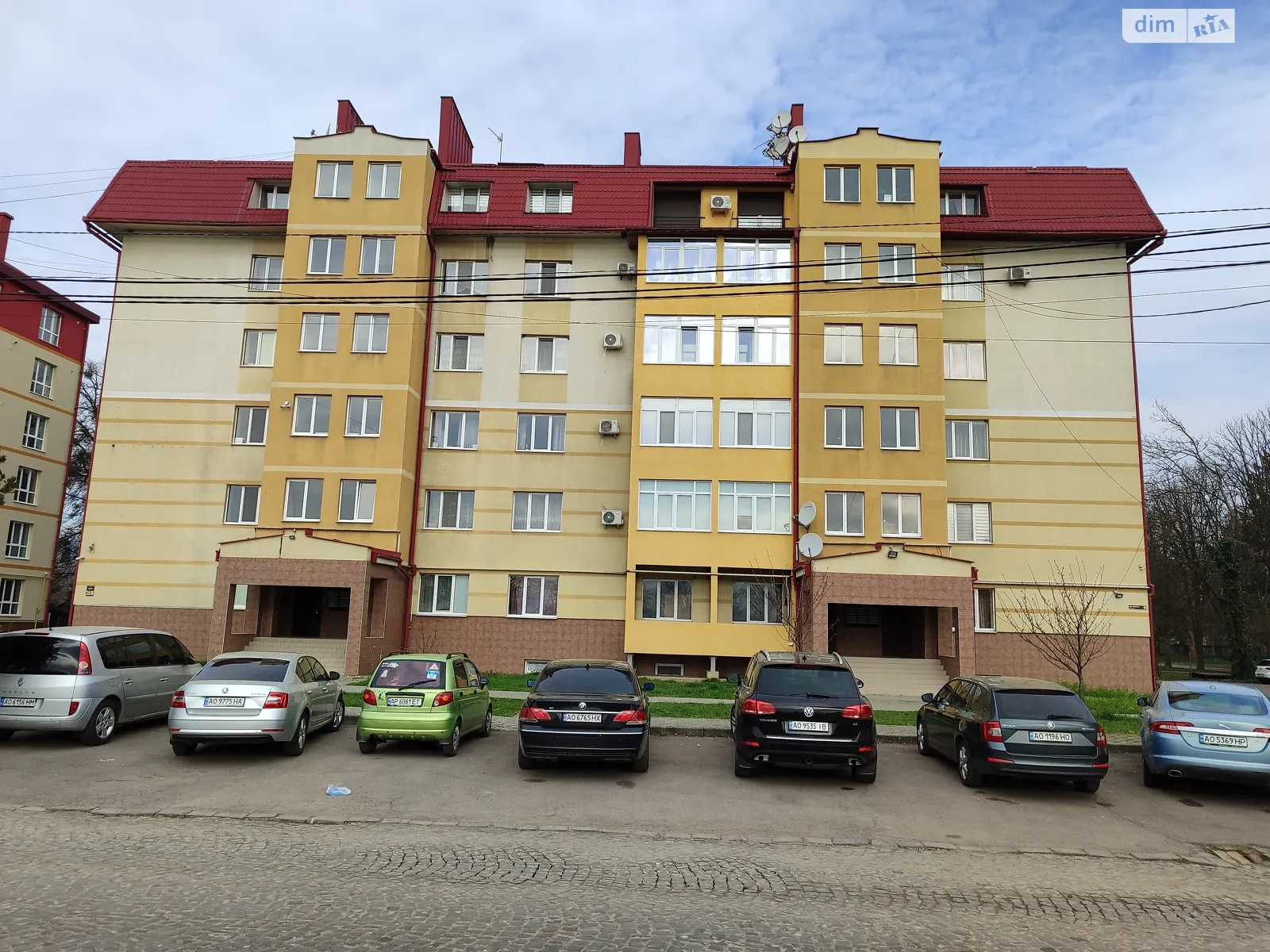 Сдается в аренду 1-комнатная квартира 58.4 кв. м в Мукачеве, цена: 11000 грн