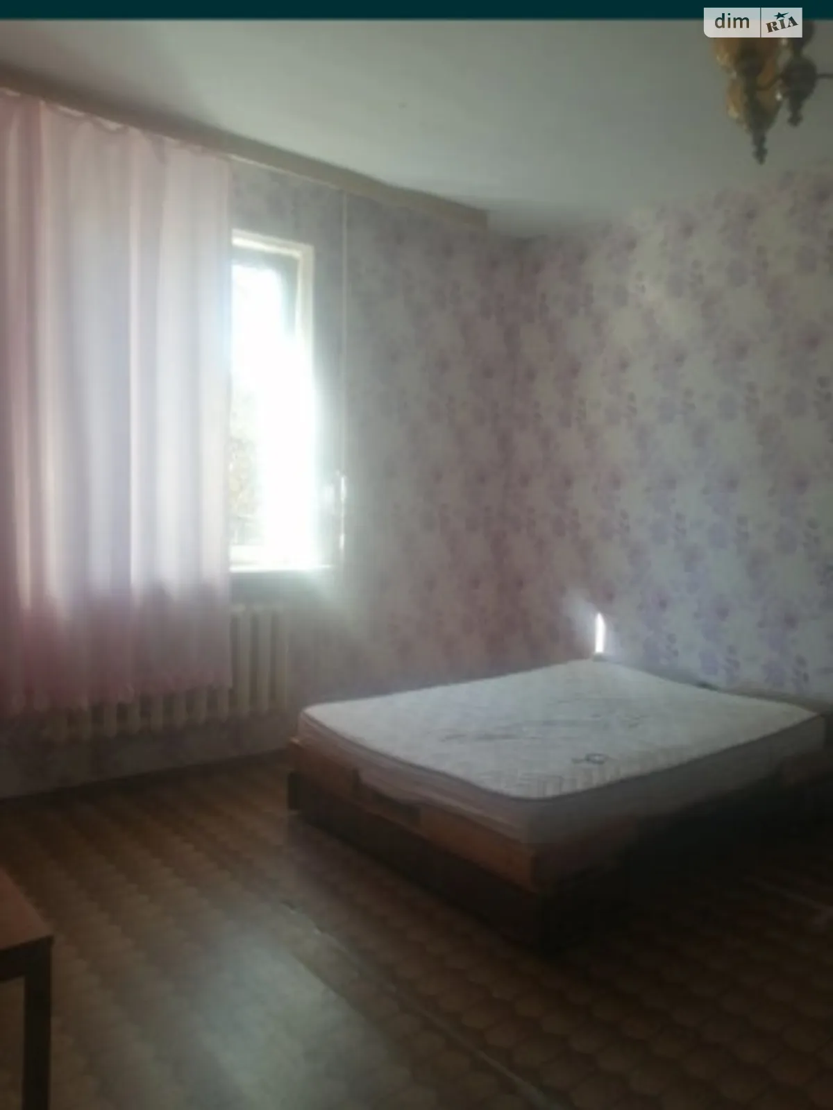Продается 1-комнатная квартира 42 кв. м в Киеве, ул. Оросительная