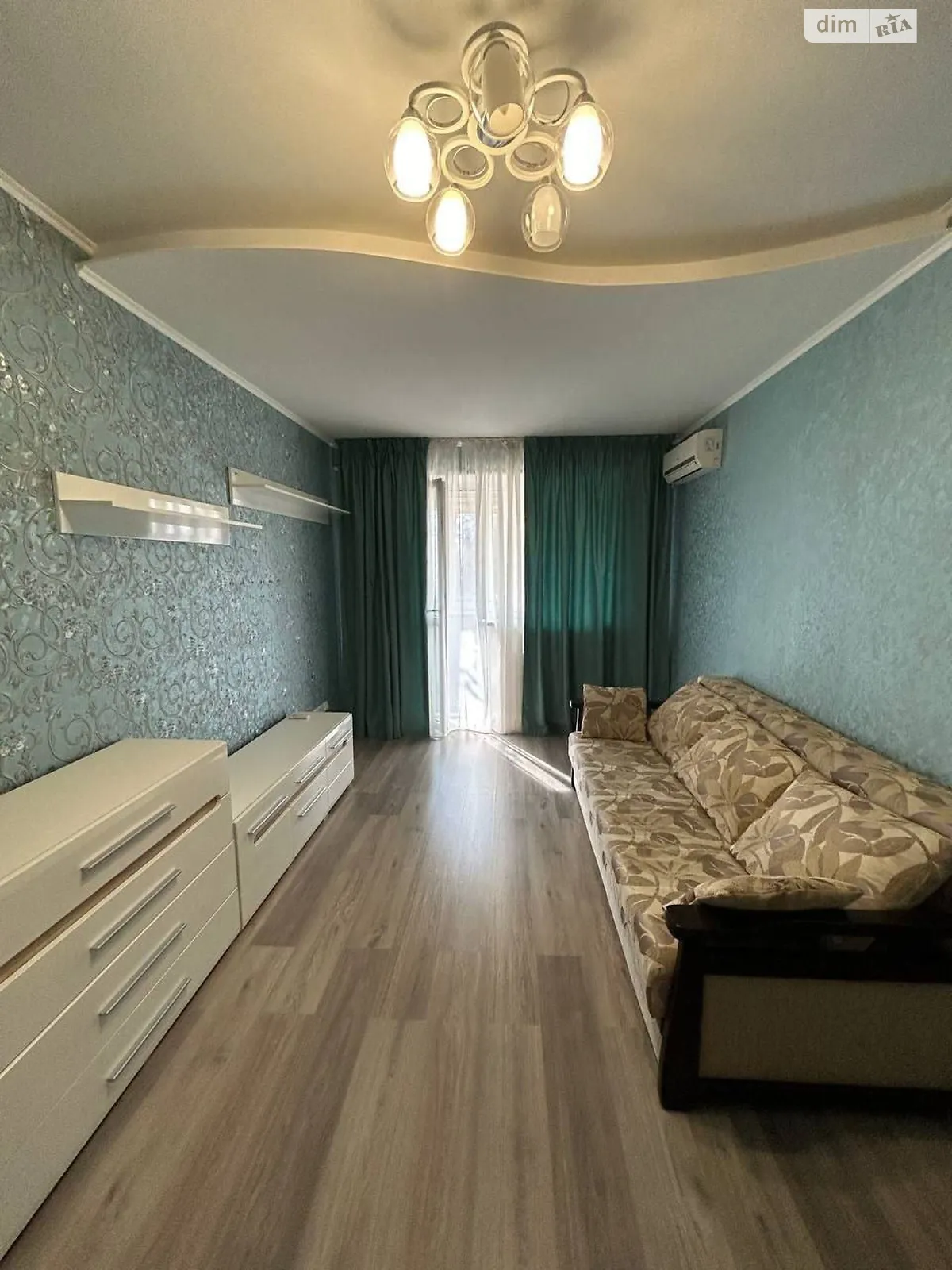 Продається 2-кімнатна квартира 42 кв. м у Одесі, Фонтанська дор., 61 - фото 1