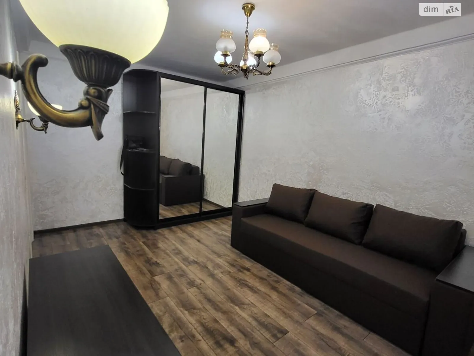 Сдается в аренду 1-комнатная квартира 32 кв. м в Киеве, ул. Владимира Сальского, 23