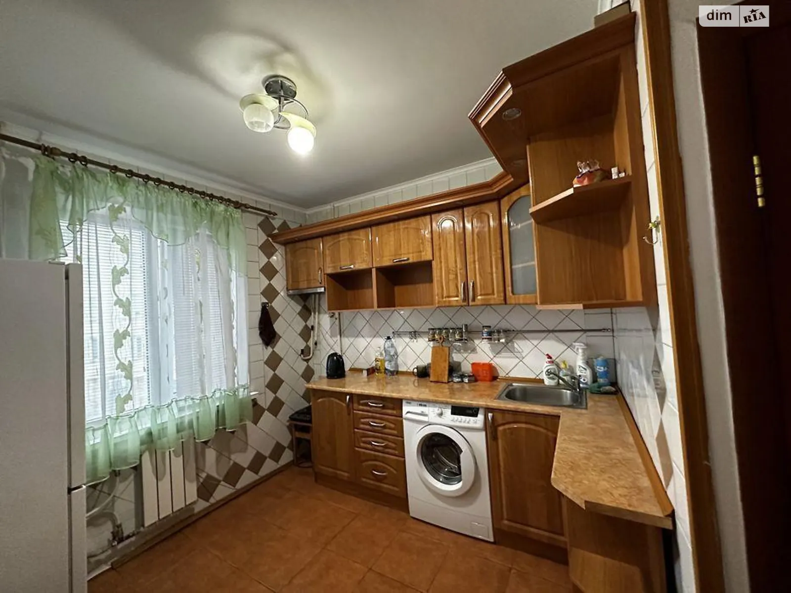 Продается 2-комнатная квартира 51 кв. м в Киеве, ул. Алма-Атинская, 43 - фото 1