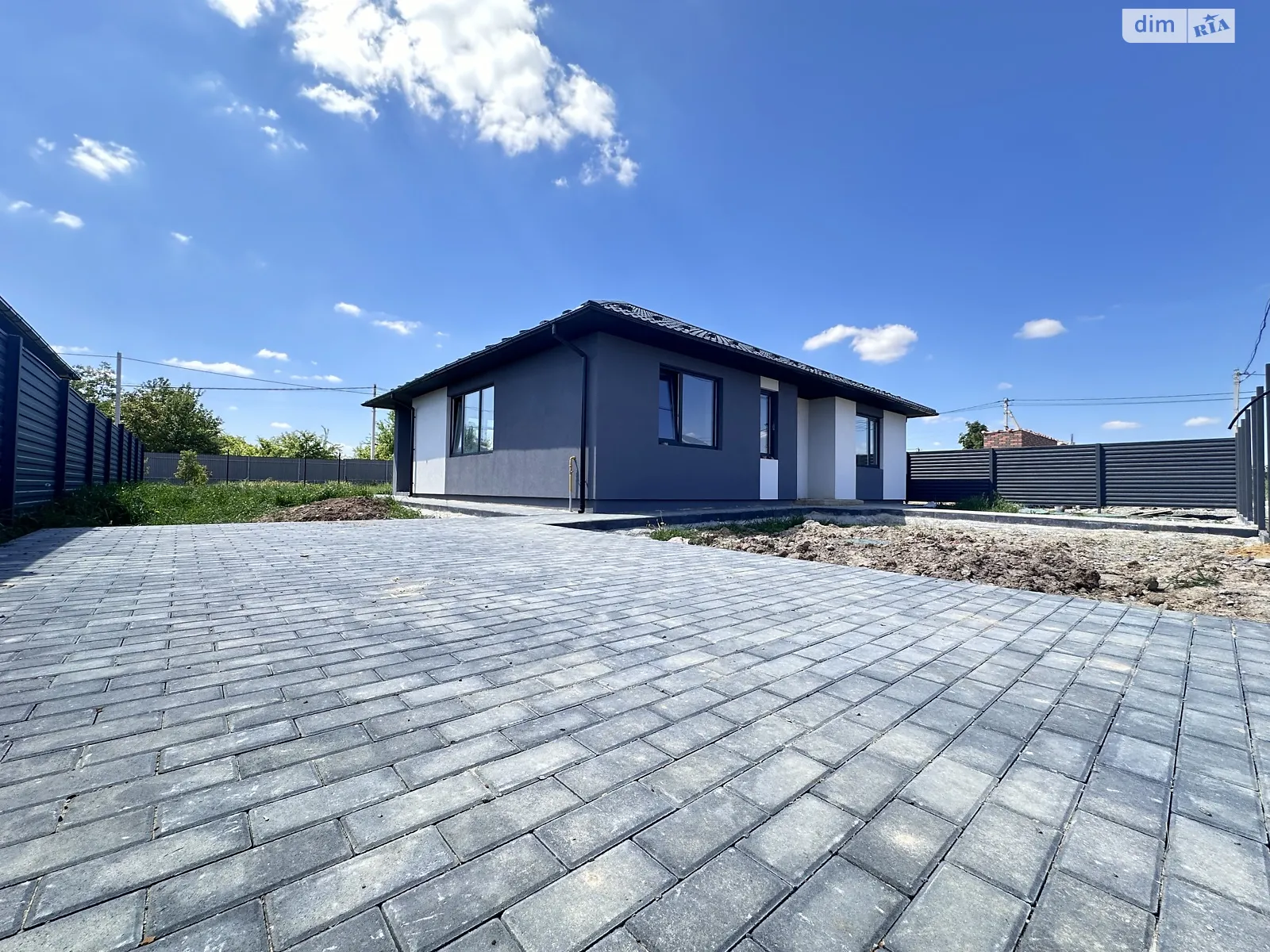 Продається одноповерховий будинок 100 кв. м з садом, цена: 75000 $ - фото 1