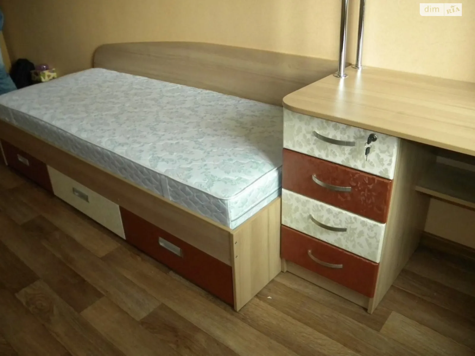 Продается 3-комнатная квартира 54 кв. м в Кропивницком - фото 1