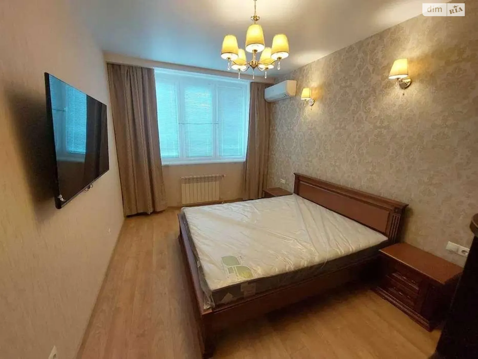 Сдается в аренду 2-комнатная квартира 62 кв. м в Киеве, ул. Драгоманова, 10 - фото 1