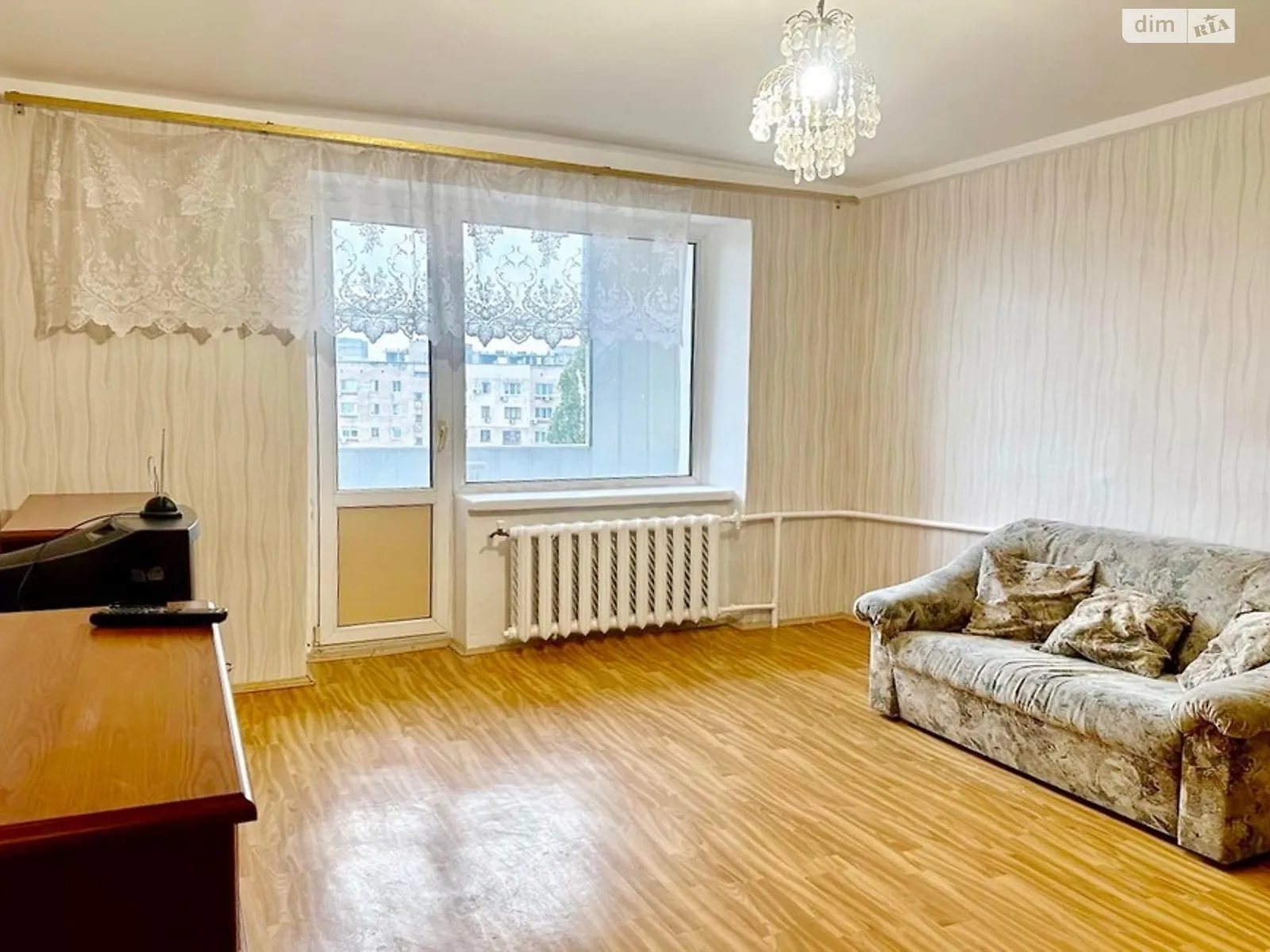 Сдается в аренду 1-комнатная квартира 36 кв. м в Одессе, ул. Краснова, 11Б - фото 1