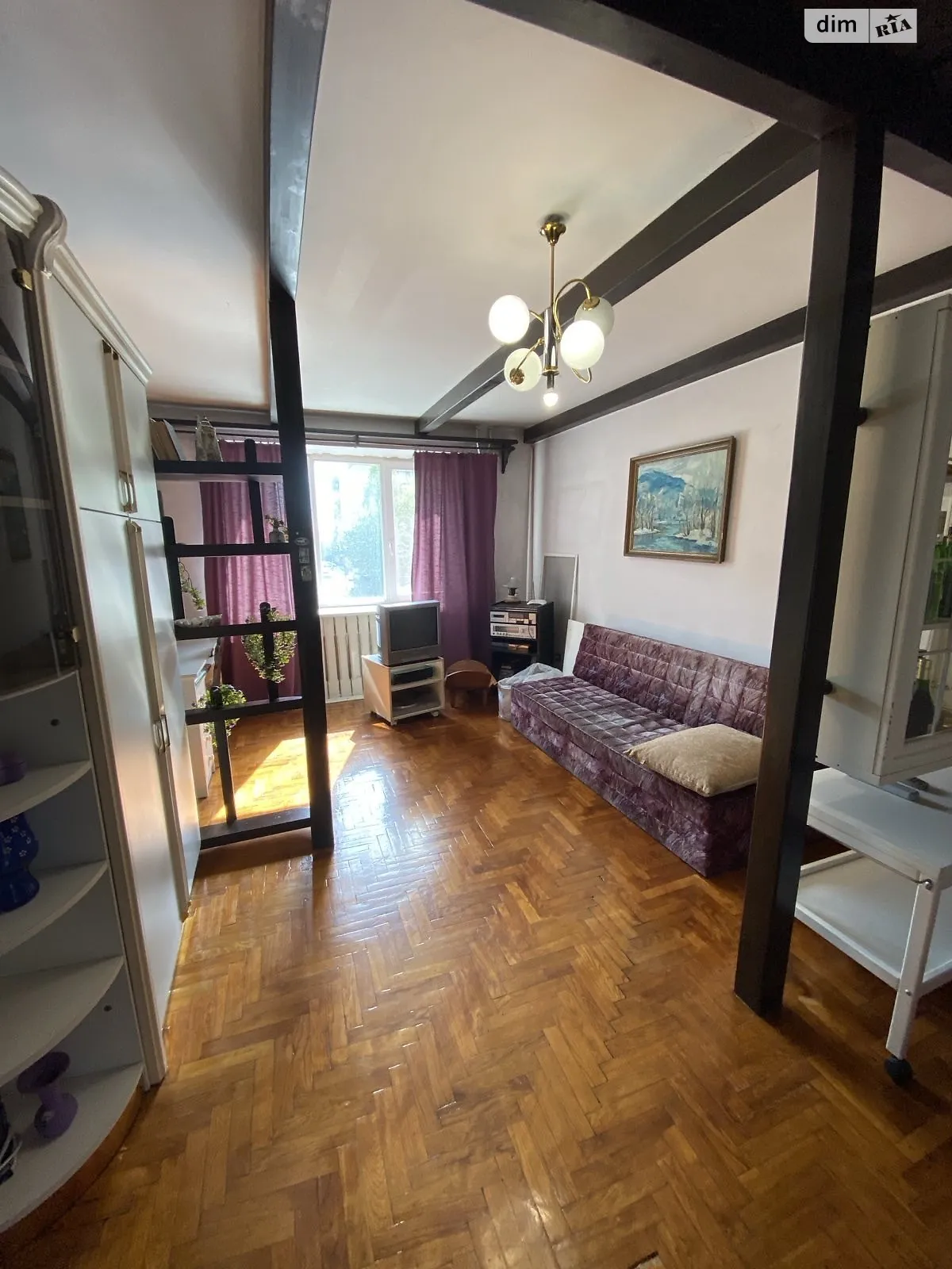 Продається 3-кімнатна квартира 72 кв. м у Ужгороді, вул. Минайська