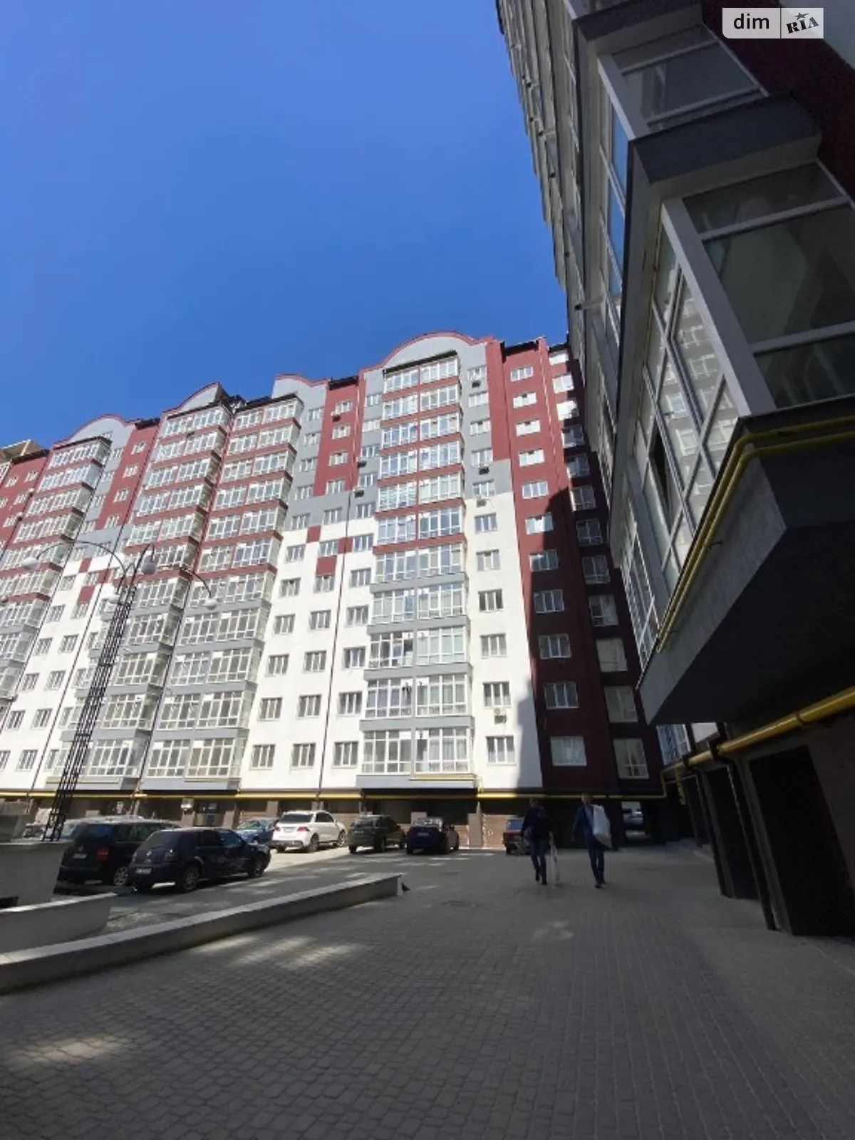 Продается 1-комнатная квартира 47 кв. м в Ивано-Франковске, ул. Высочана Семена, 18 - фото 1