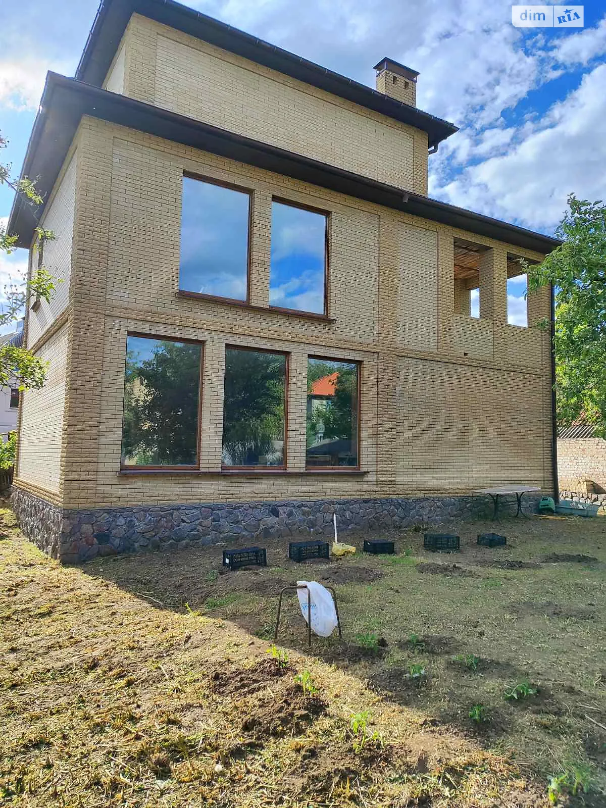 Продается дом на 2 этажа 220 кв. м с мансардой, цена: 83000 $ - фото 1