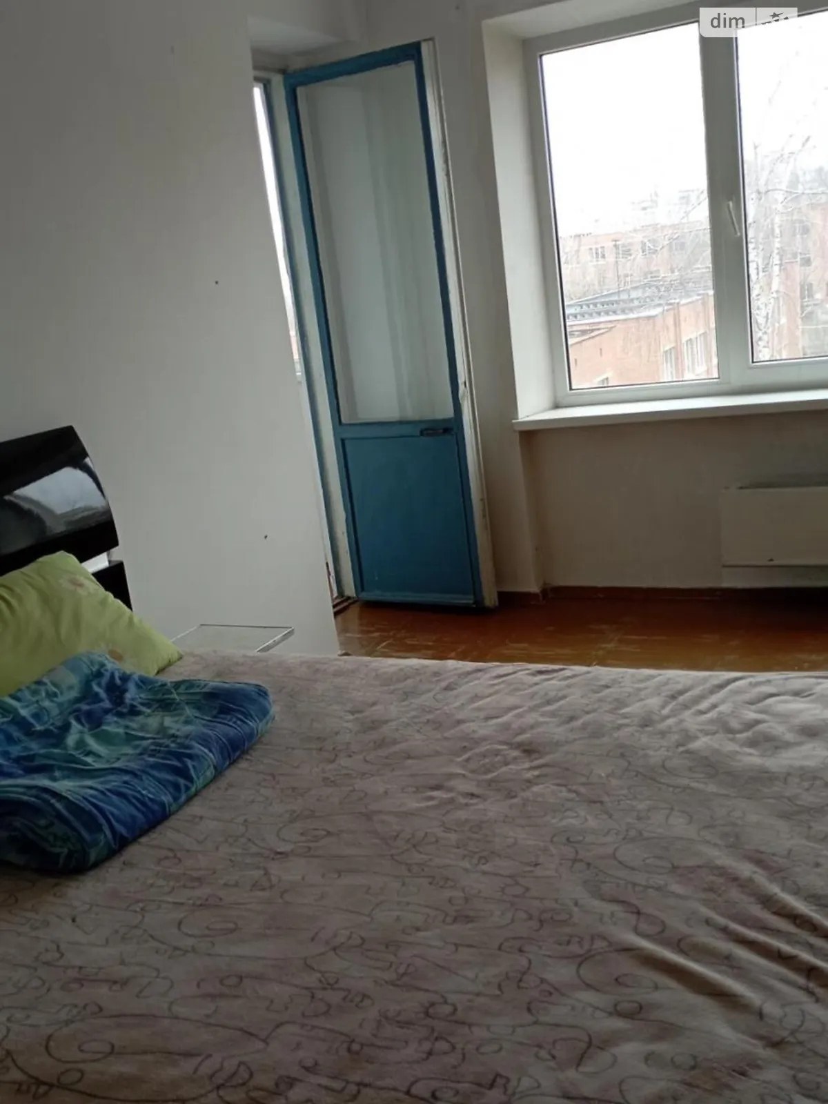Продается 2-комнатная квартира 50 кв. м в Полтаве, ул. Великотырновская