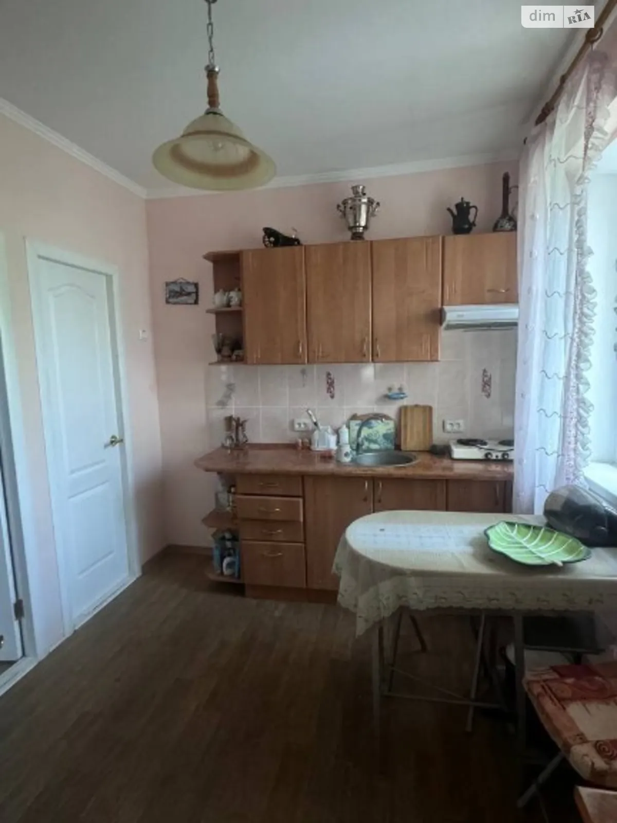 Продается дом на 2 этажа 95 кв. м с бассейном, цена: 33000 $ - фото 1