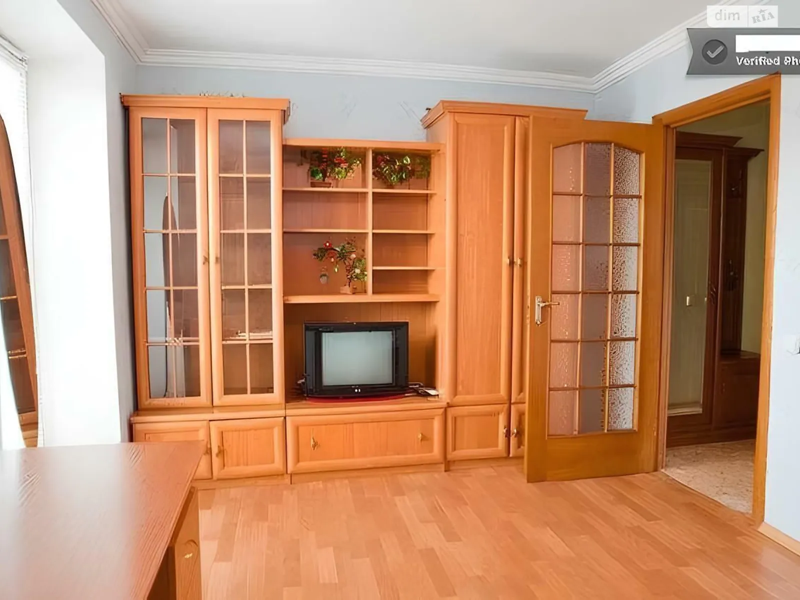 Продается 1-комнатная квартира 34 кв. м в Киеве, ул. Почайнинская, 64