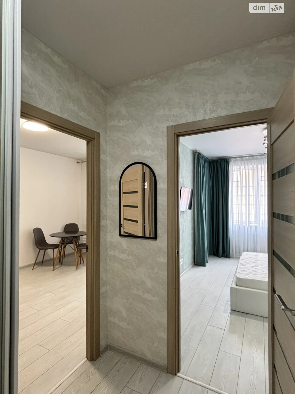 Продается 1-комнатная квартира 43 кв. м в Ирпене, ул. Минеральная - фото 1
