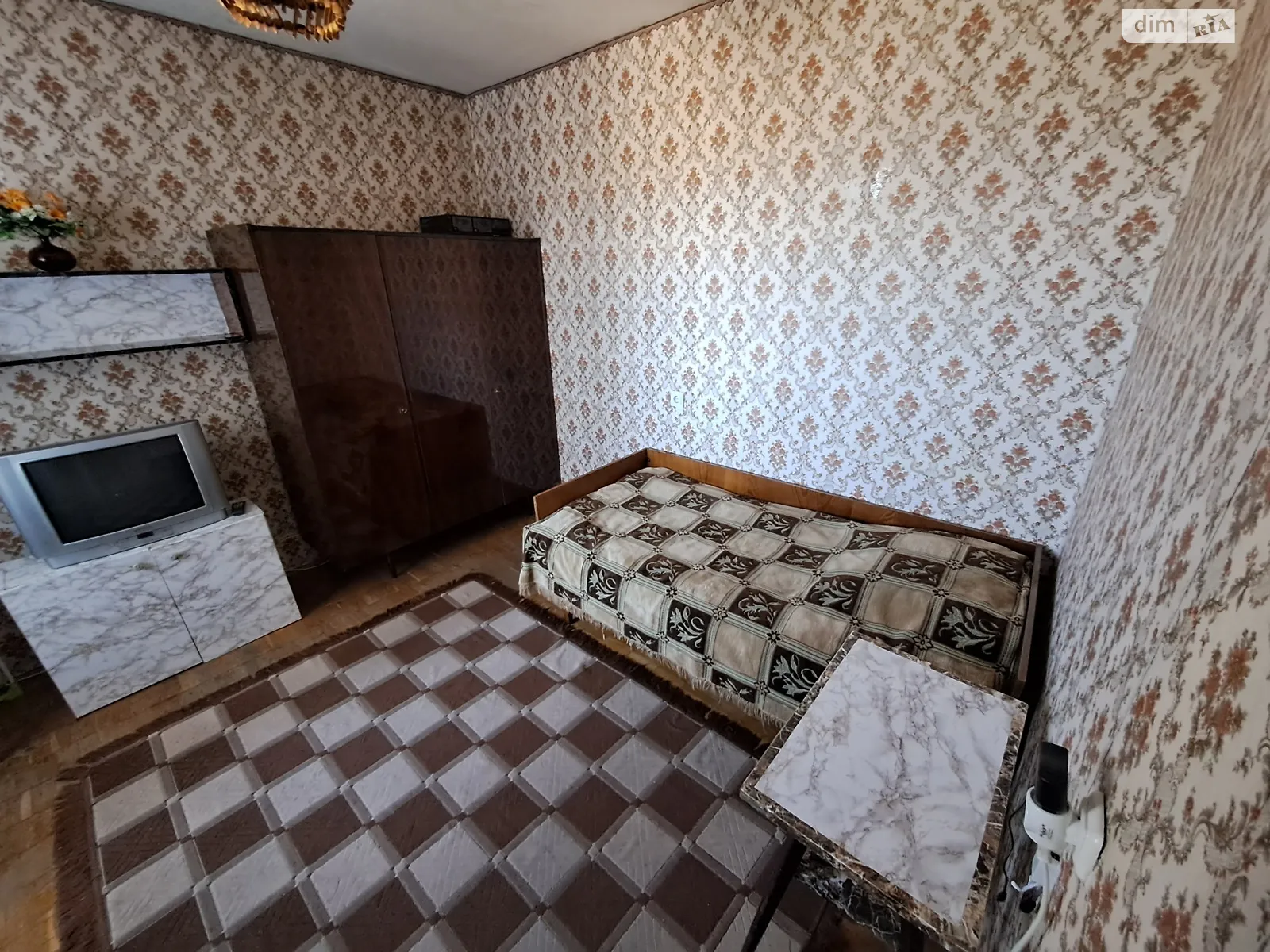 Здається в оренду кімната 80 кв. м у Києві, цена: 2500 грн - фото 1