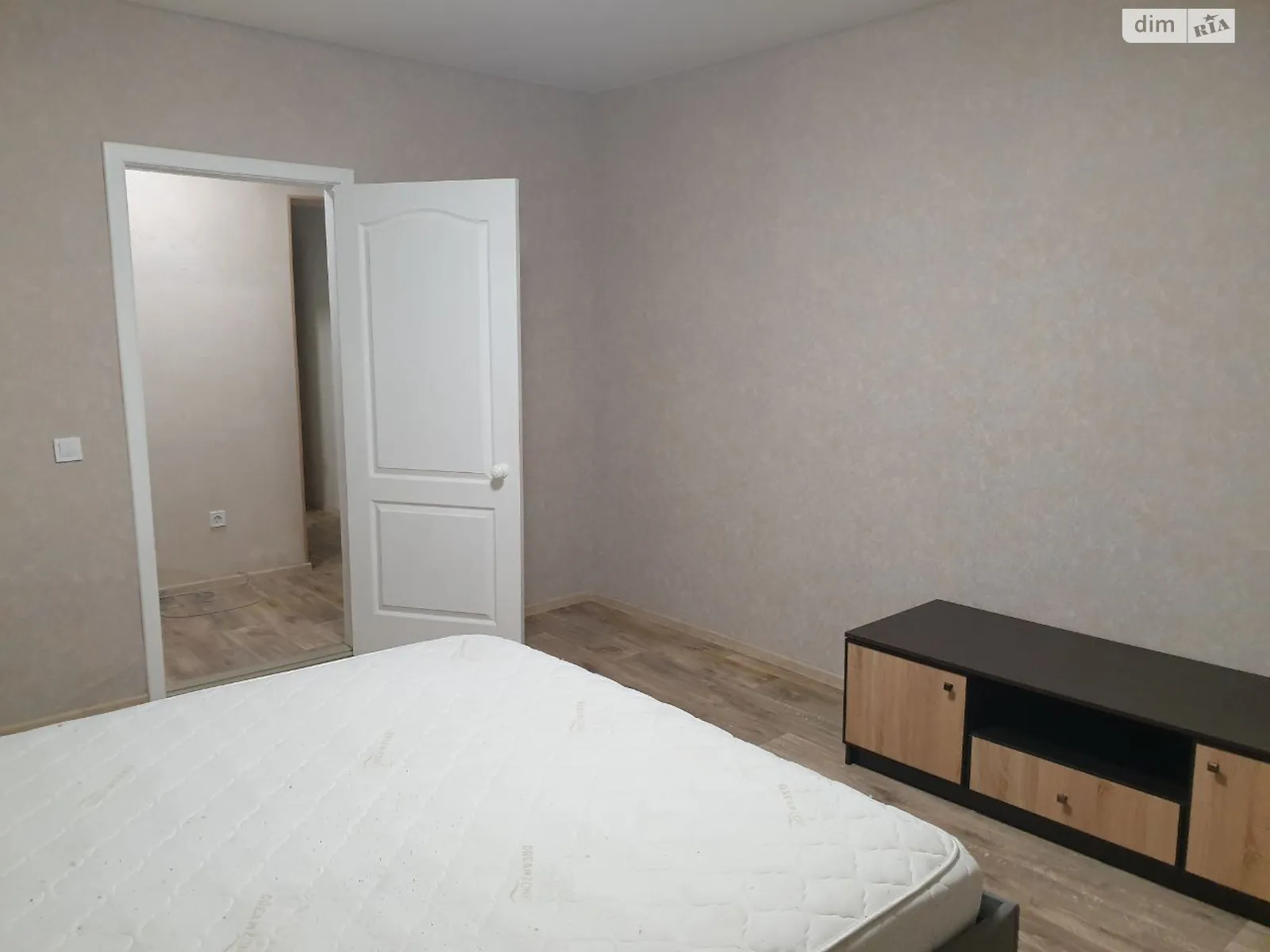 Продается 2-комнатная квартира 54.9 кв. м в Киеве, ул. Нижнеюрковская - фото 1