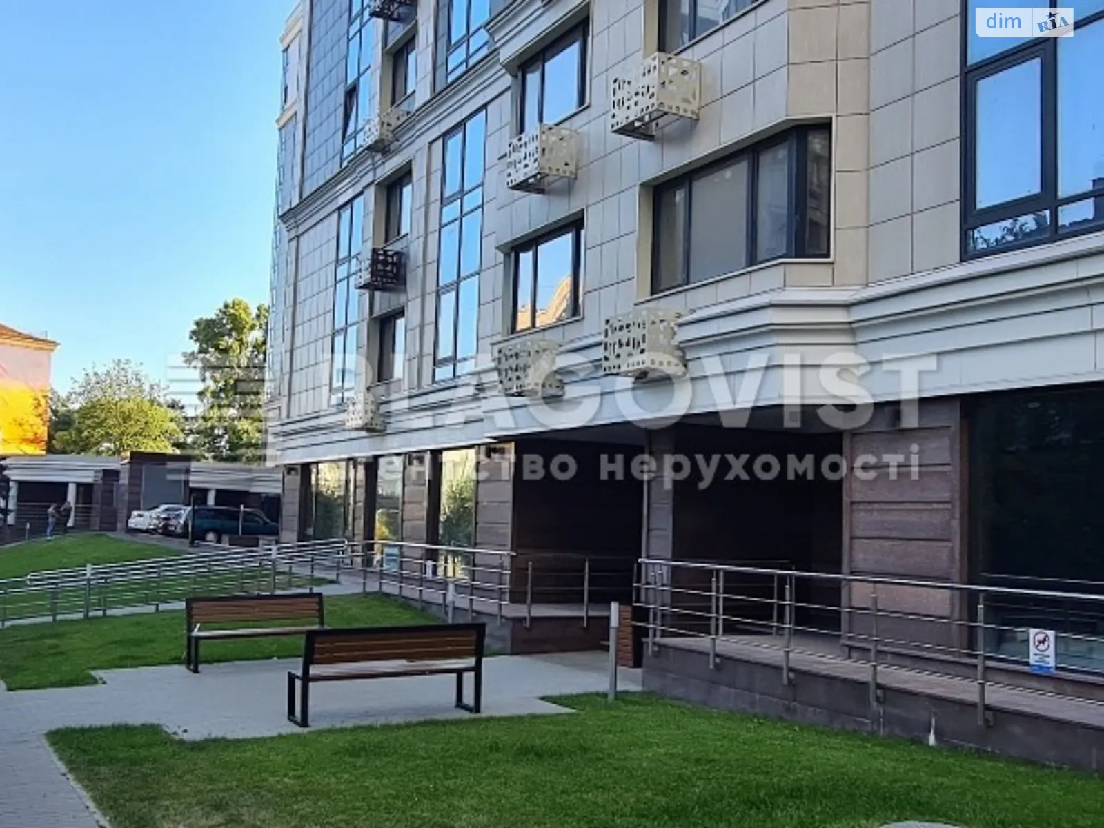 Продается 2-комнатная квартира 90.5 кв. м в Киеве, ул. Златоустовская, 25
