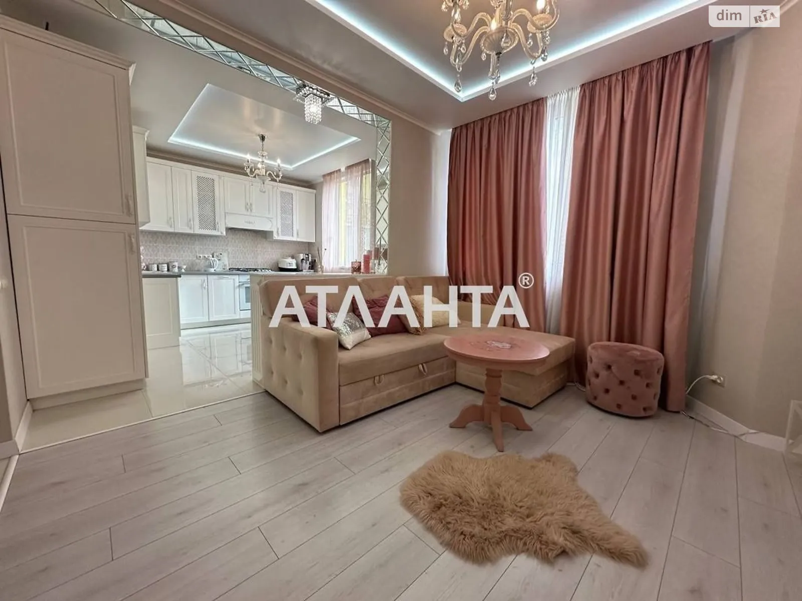 Продается 2-комнатная квартира 67 кв. м в Вышгороде, ул. Ватутина, 111 - фото 1
