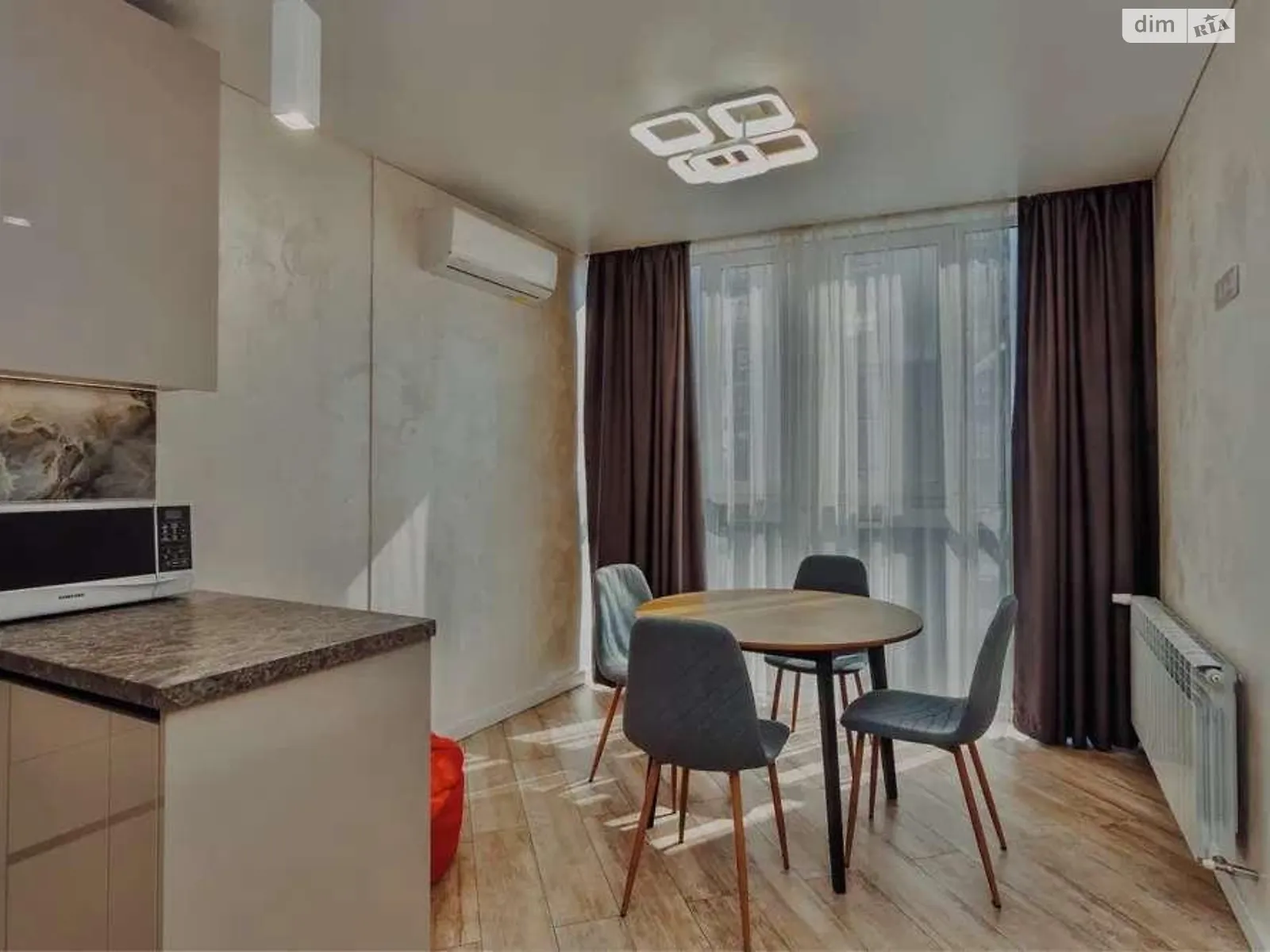 Сдается в аренду 1-комнатная квартира 60 кв. м в Киеве, ул. Евгения Маланюка(Сагайдака)