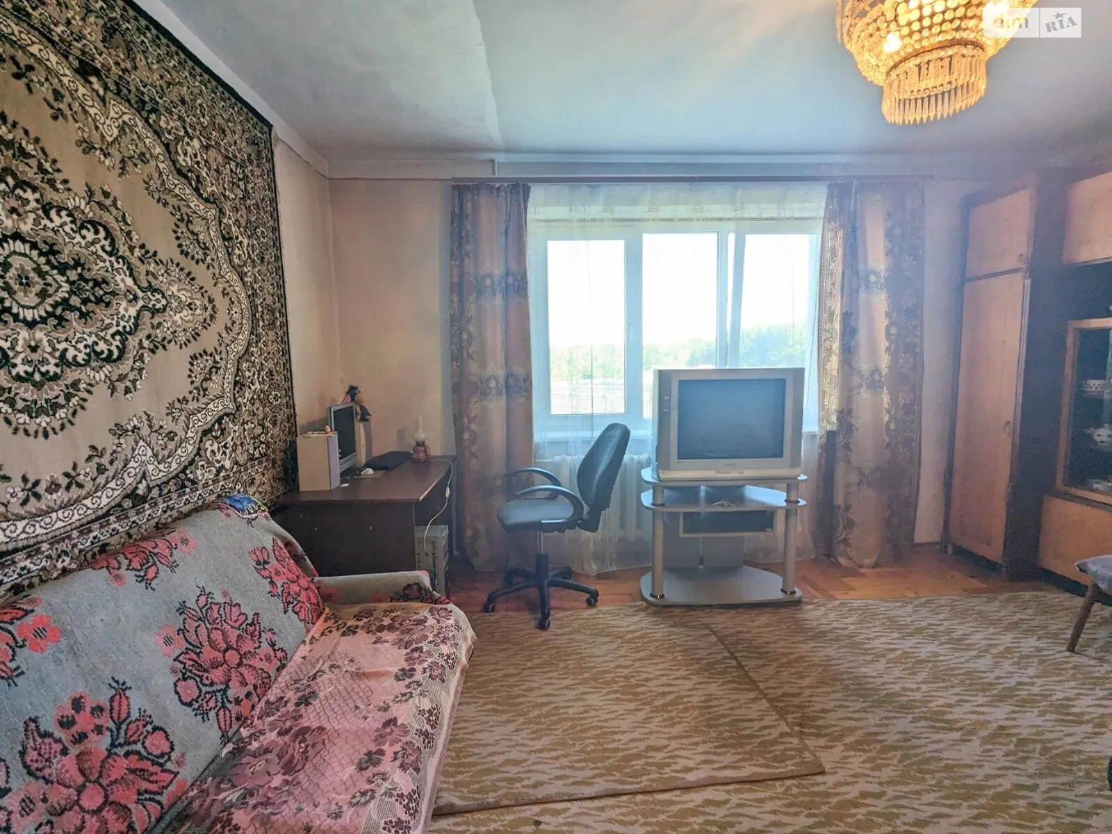 Продается 3-комнатная квартира 70 кв. м в Львове, ул. Демнянская