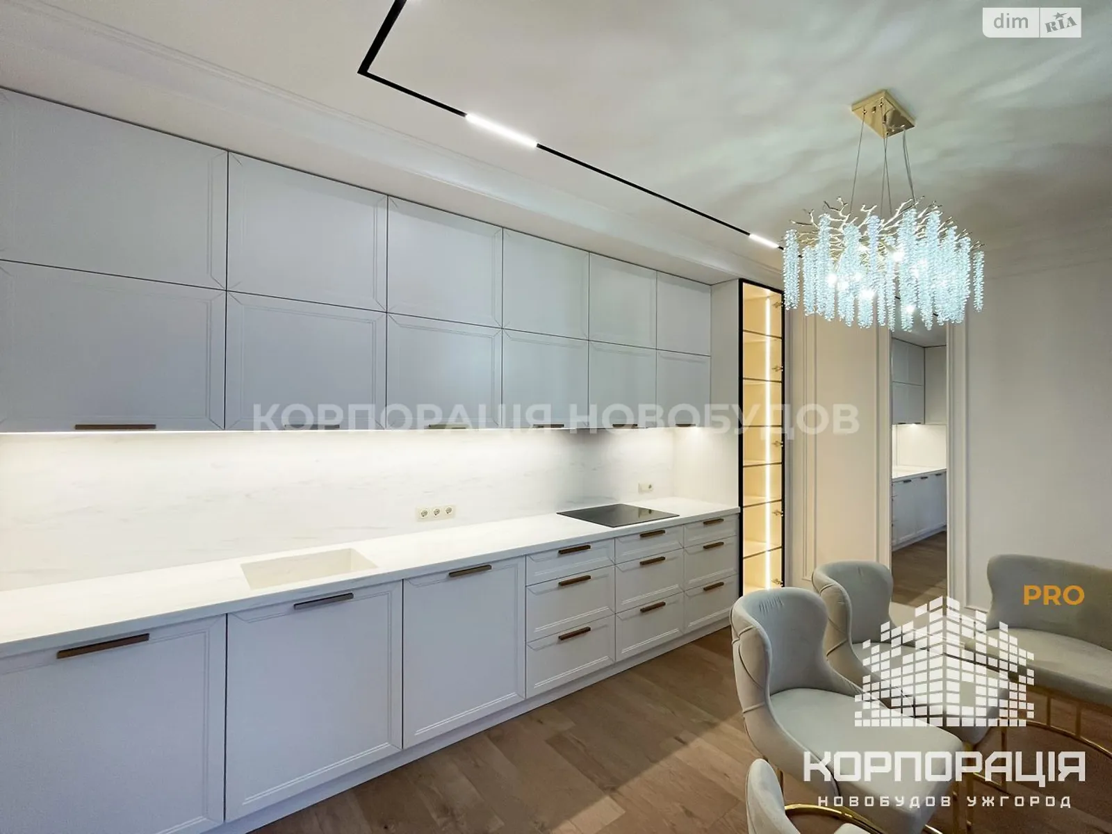 Сдается в аренду 2-комнатная квартира 80 кв. м в Ужгороде, наб. Киевская, 4 - фото 1