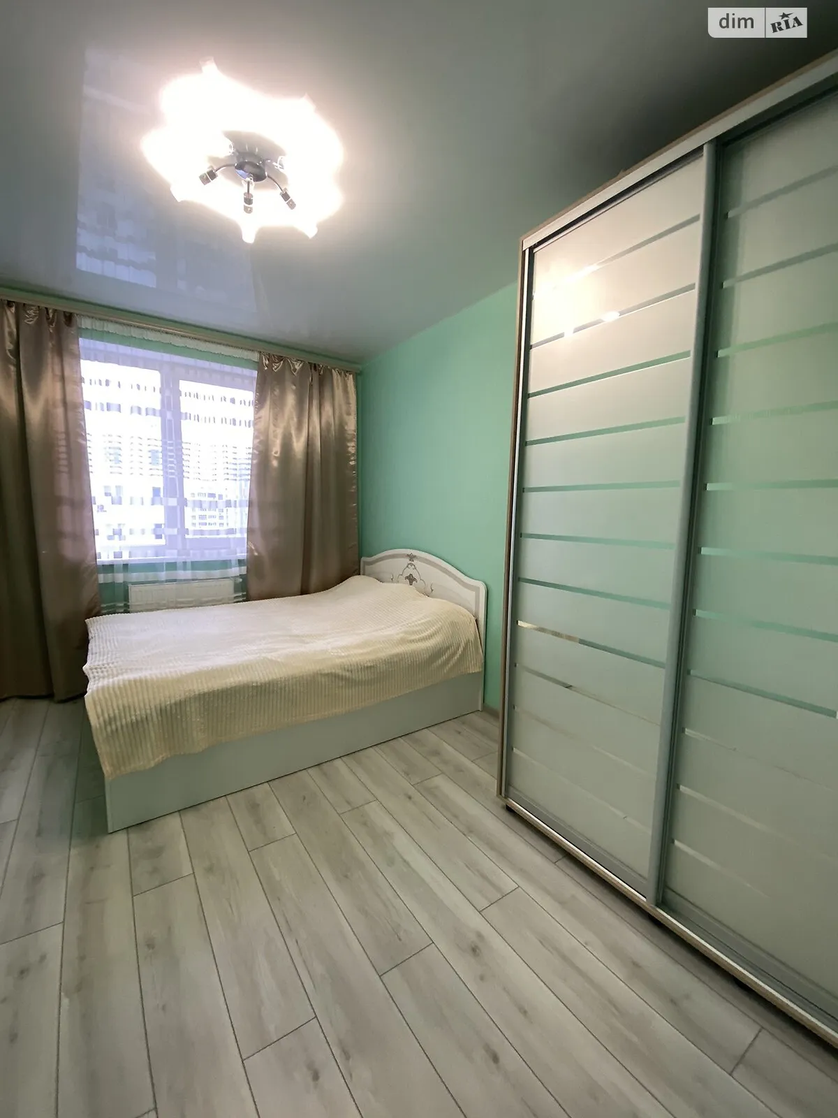 Продается 2-комнатная квартира 57 кв. м в Харькове, цена: 50000 $