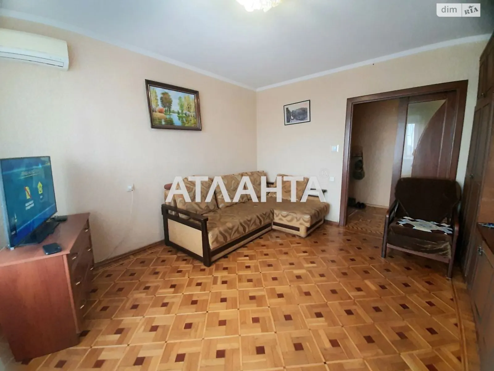 Продается 3-комнатная квартира 64 кв. м в Одессе, ул. Архитекторская - фото 1