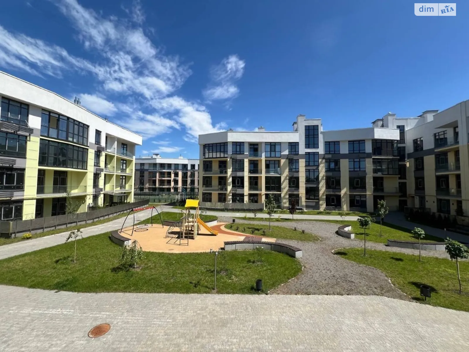 Продається 2-кімнатна квартира 66 кв. м у Києві, вул. Дубищанська, 5 - фото 1