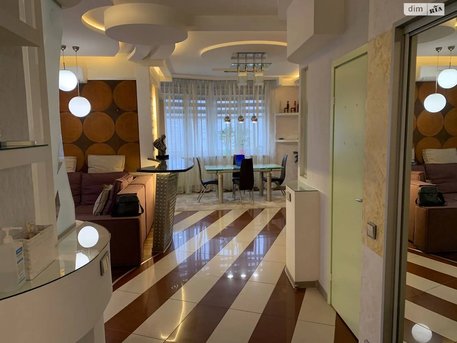 Продается 3-комнатная квартира 115 кв. м в Киеве - фото 3