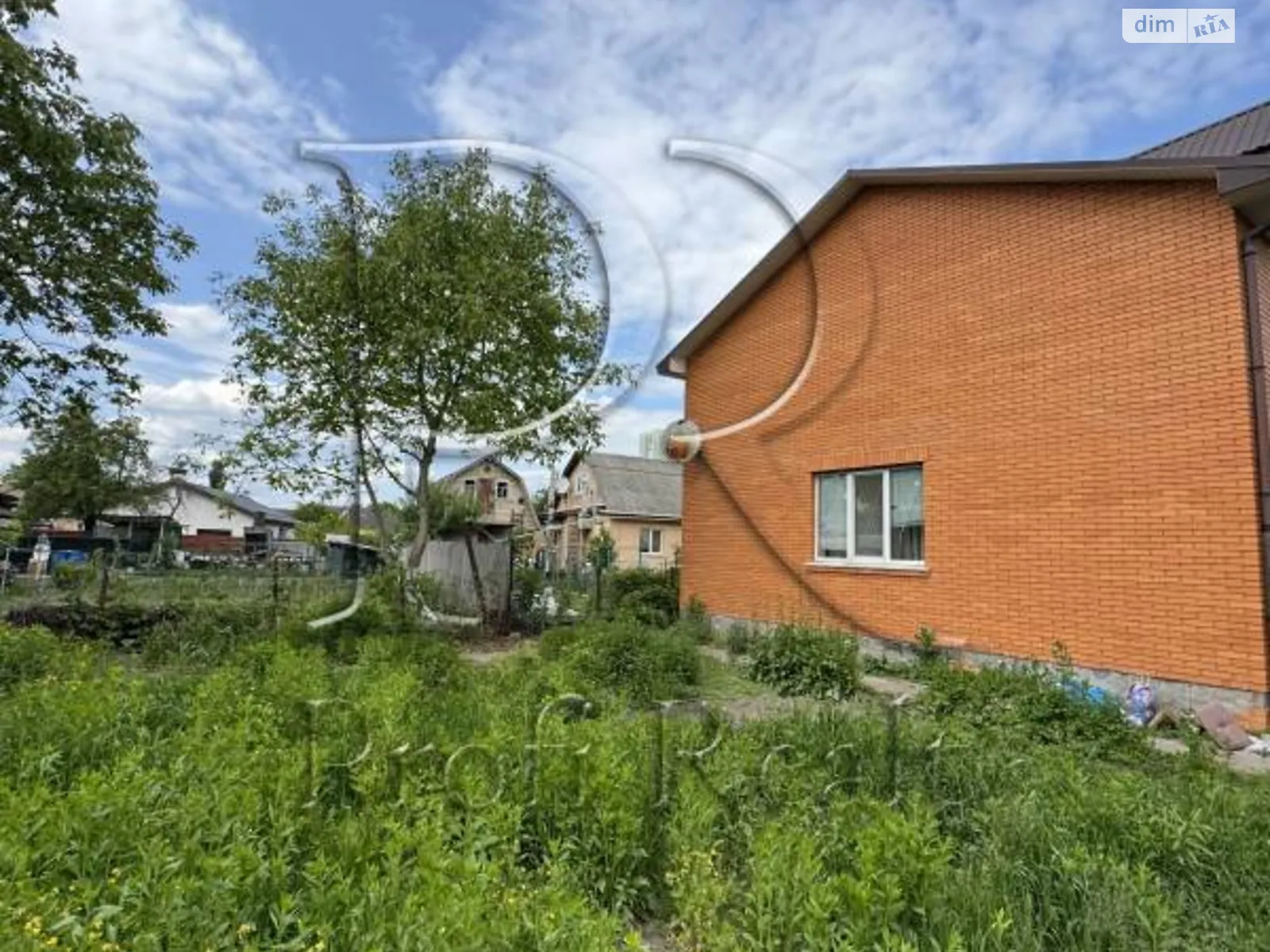 Продается дом на 2 этажа 168 кв. м с садом, цена: 120000 $